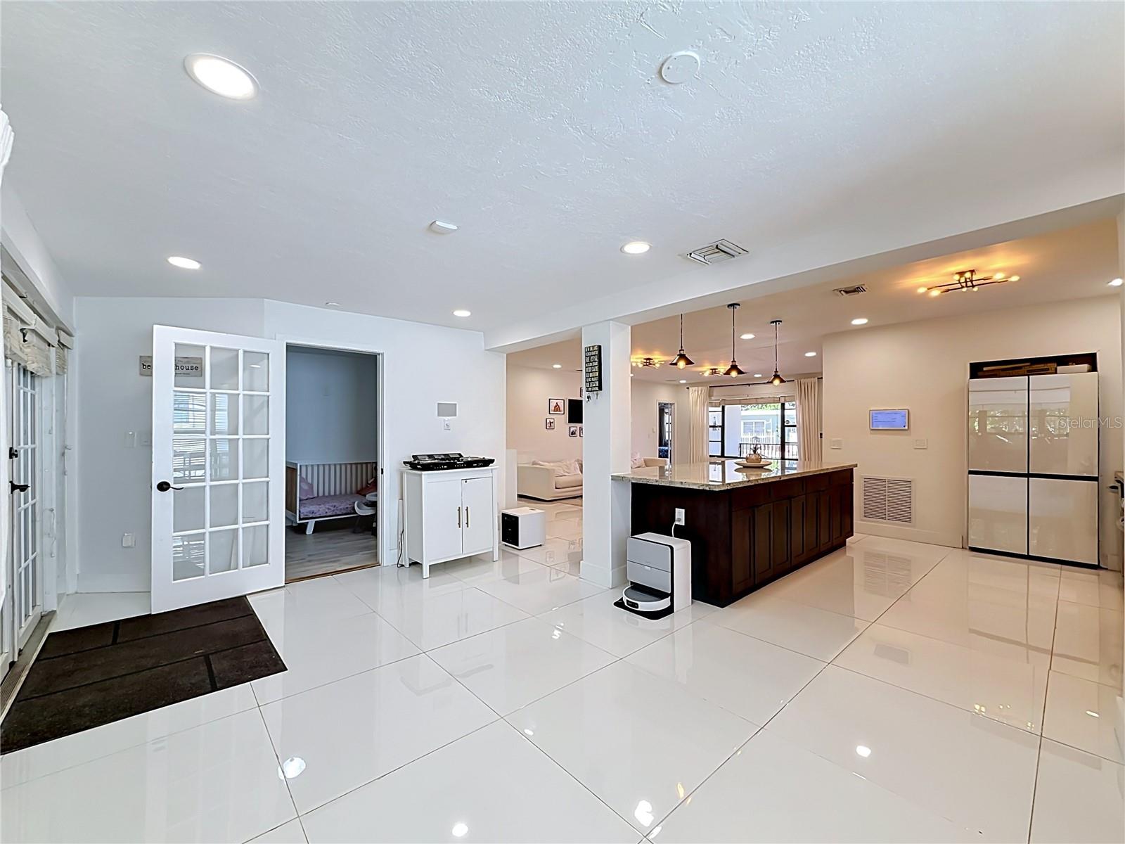 821 83rd St, Miami Beach, FL 33141