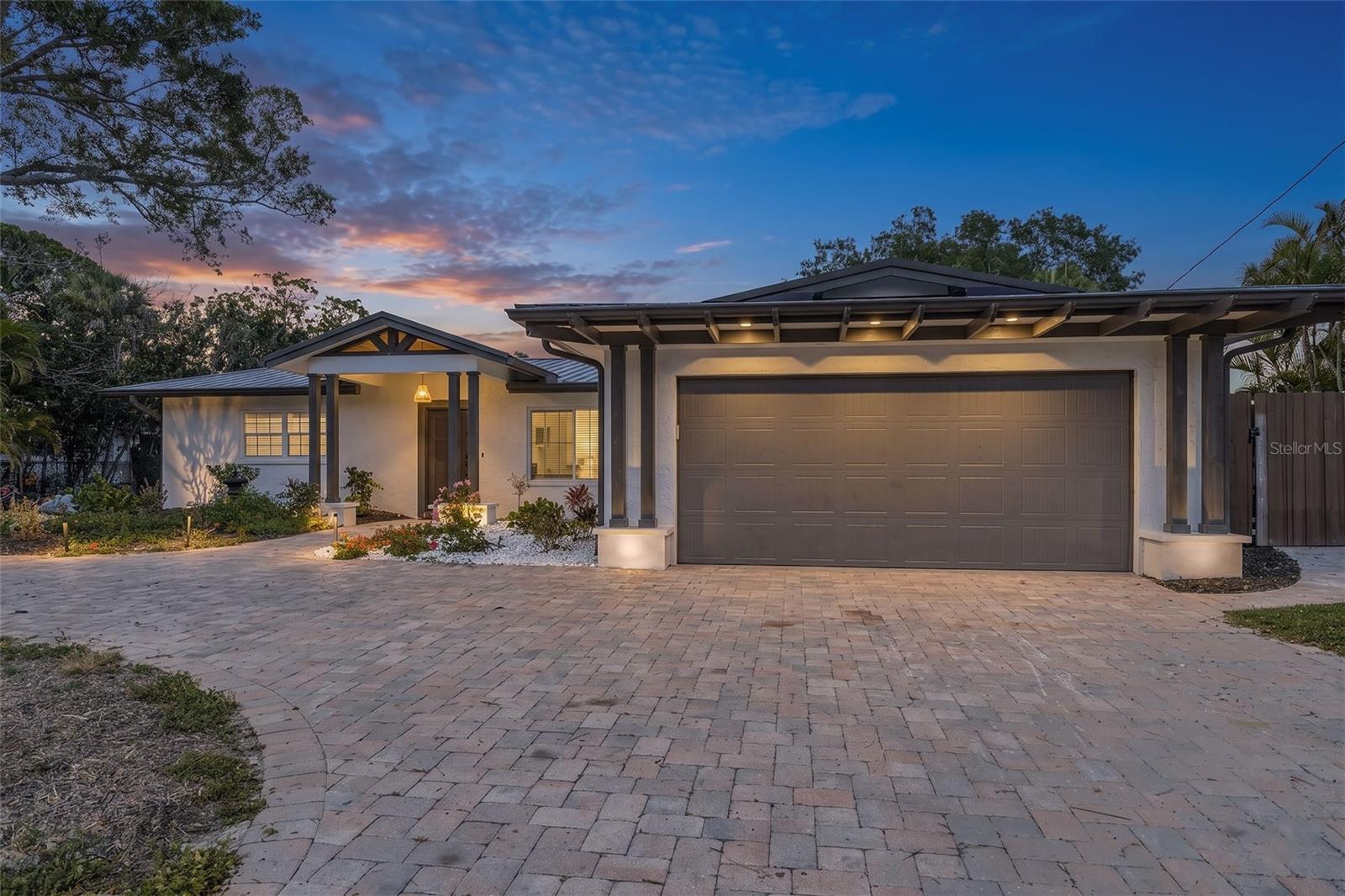 5073 Higel, Sarasota, FL 34242