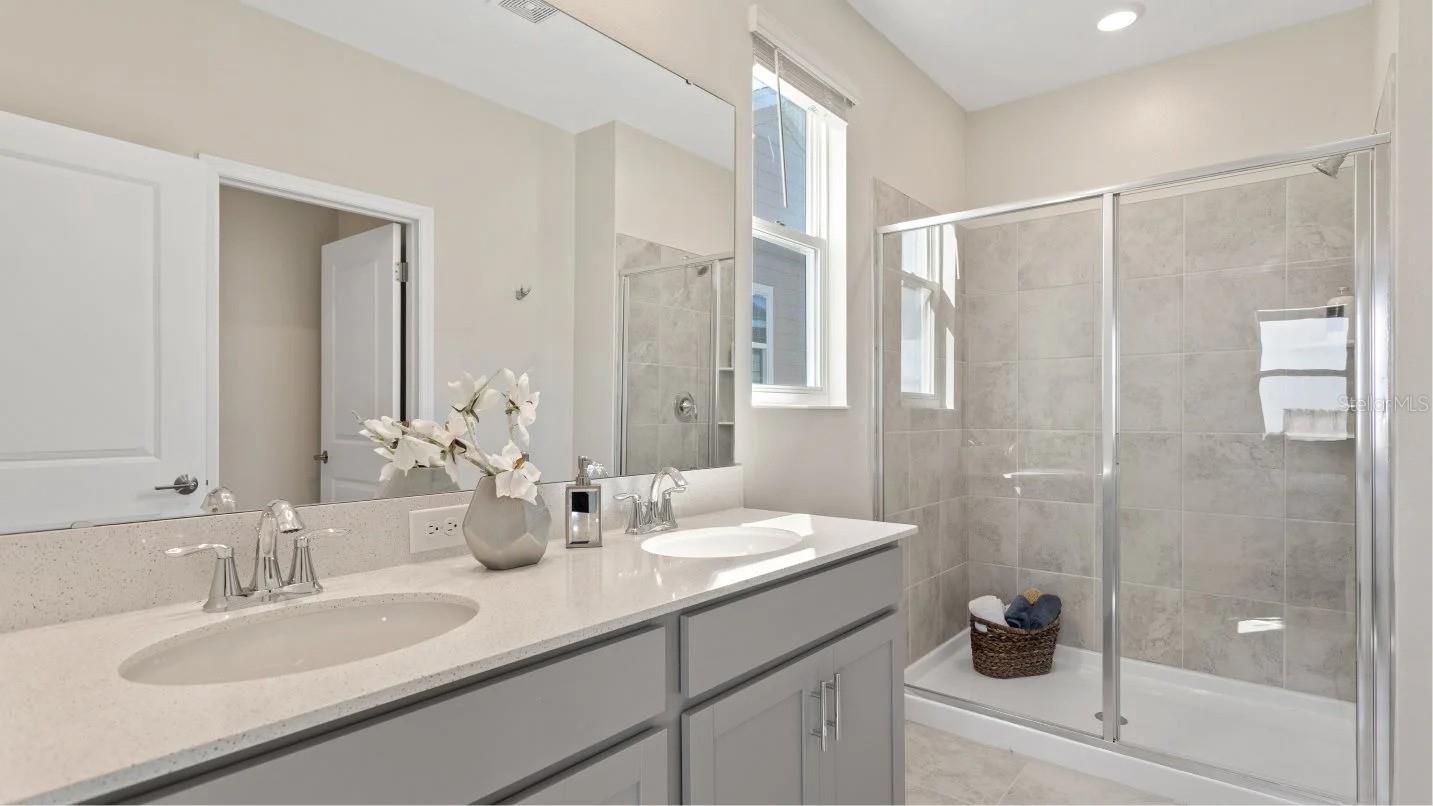 2401 Volunteer, Kissimmee, FL 34744