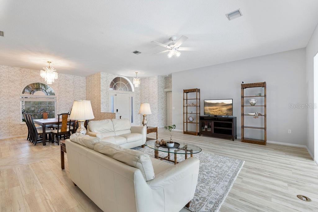 1543 Waterford, Venice, FL 34292