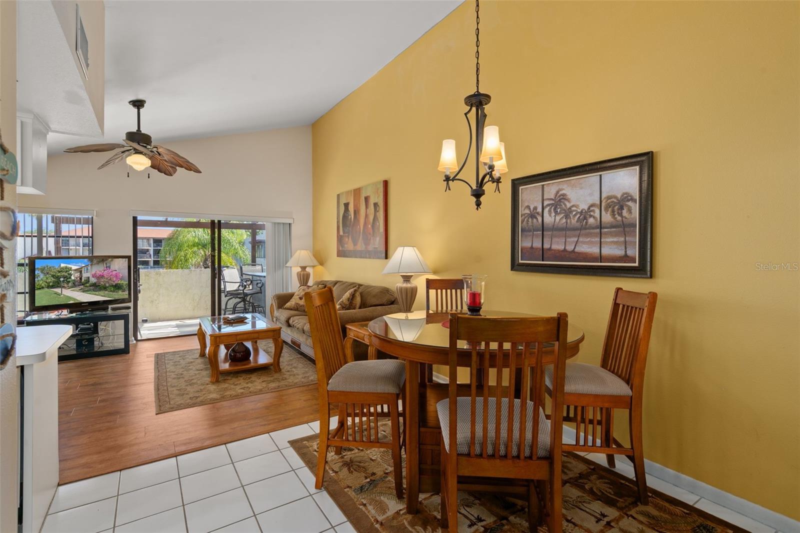 2571 Cyprus Unit 1-201, Palm Harbor, FL 34684