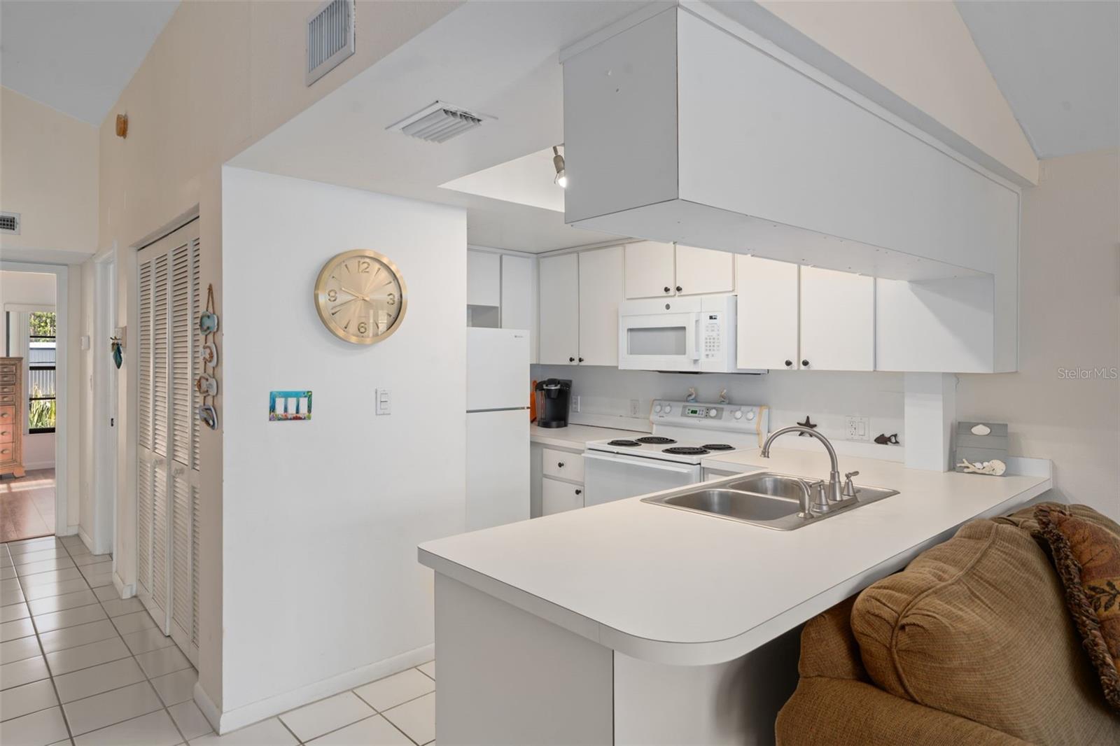 2571 Cyprus Unit 1-201, Palm Harbor, FL 34684