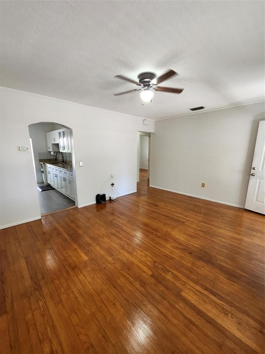 1608 Edna, Largo, FL 33770