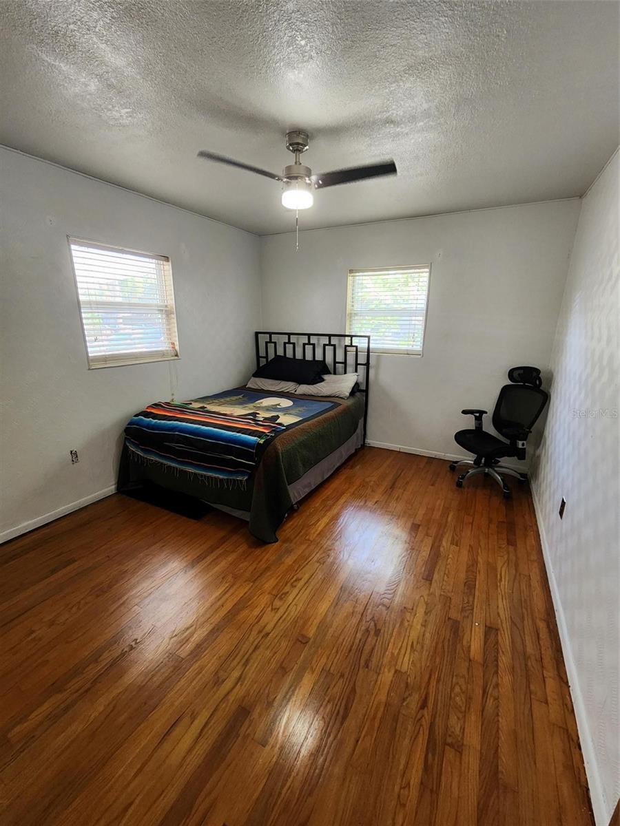 1608 Edna, Largo, FL 33770