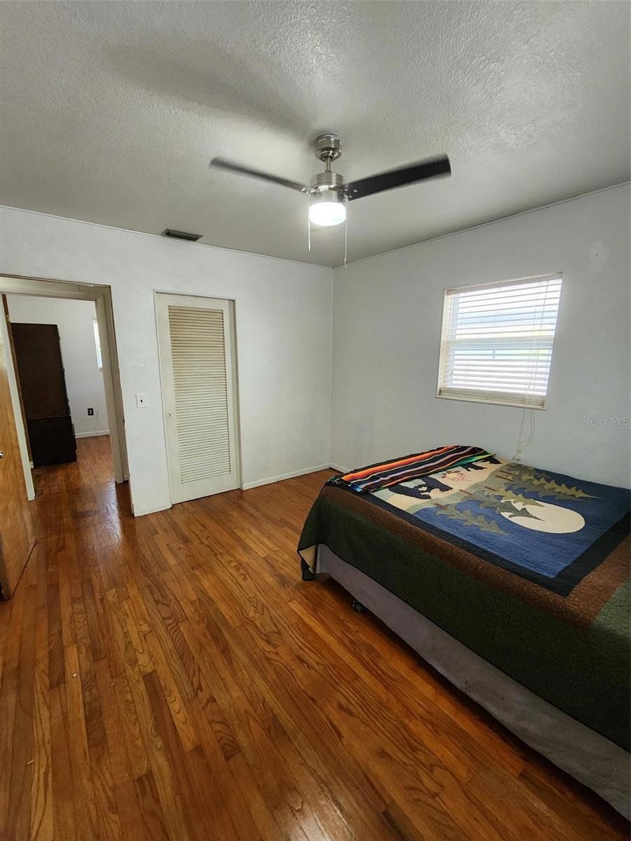 1608 Edna, Largo, FL 33770