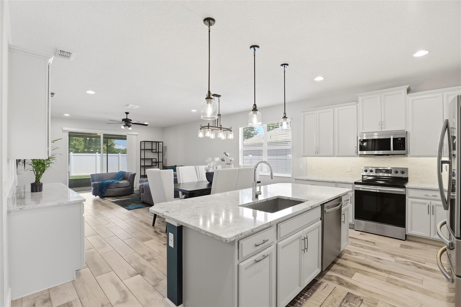 832 Jetway, Orange City, FL 32763