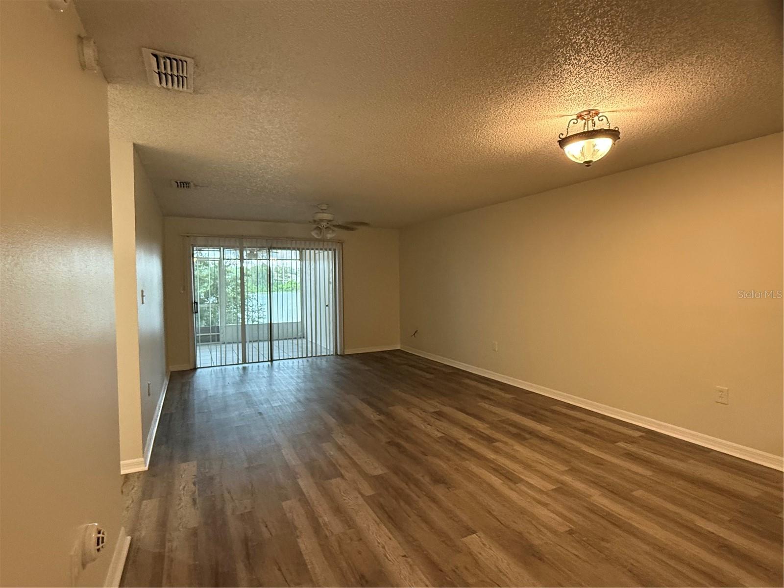 702 Country Unit 702, Winter Haven, FL 33881