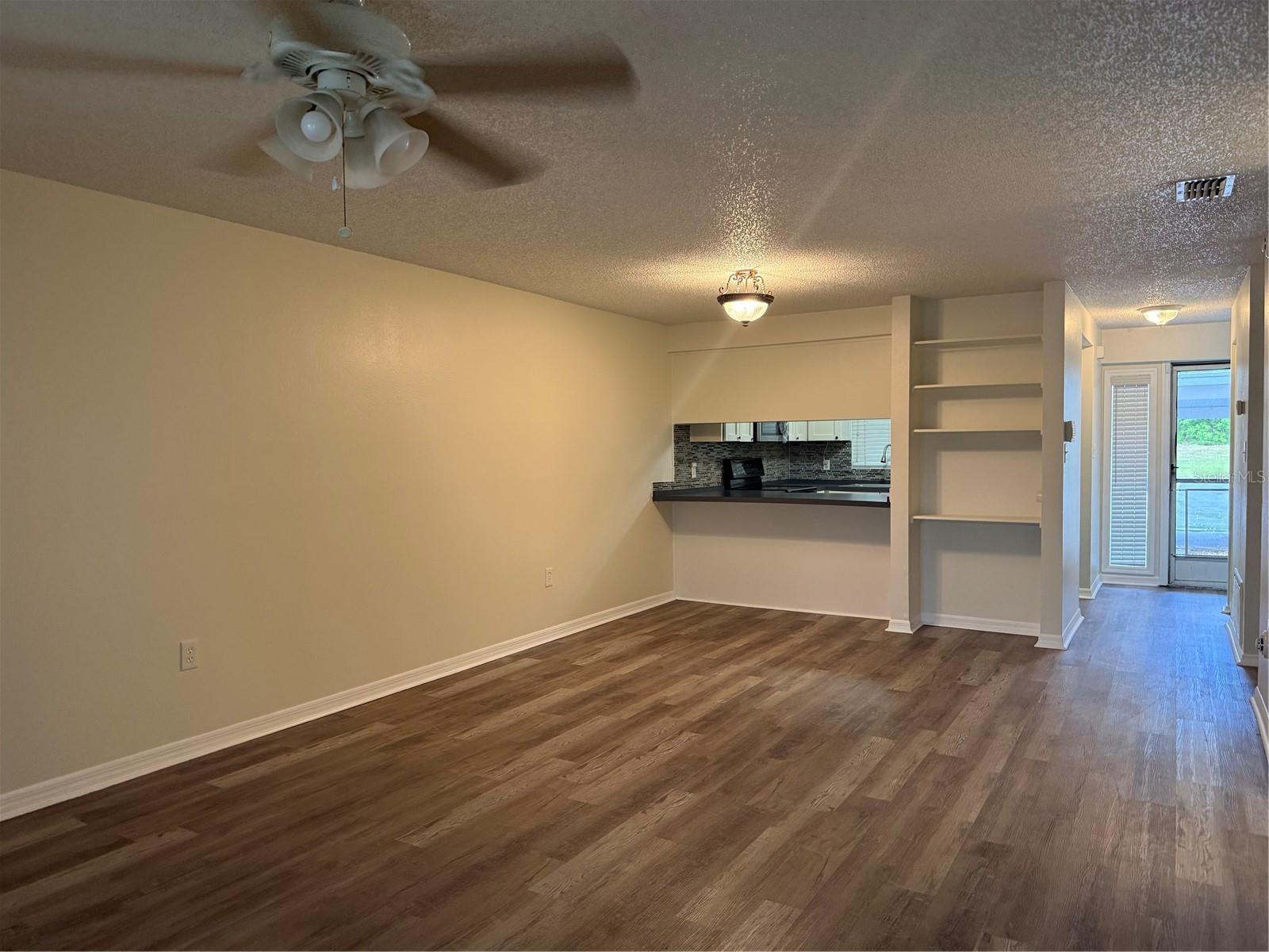 702 Country Unit 702, Winter Haven, FL 33881