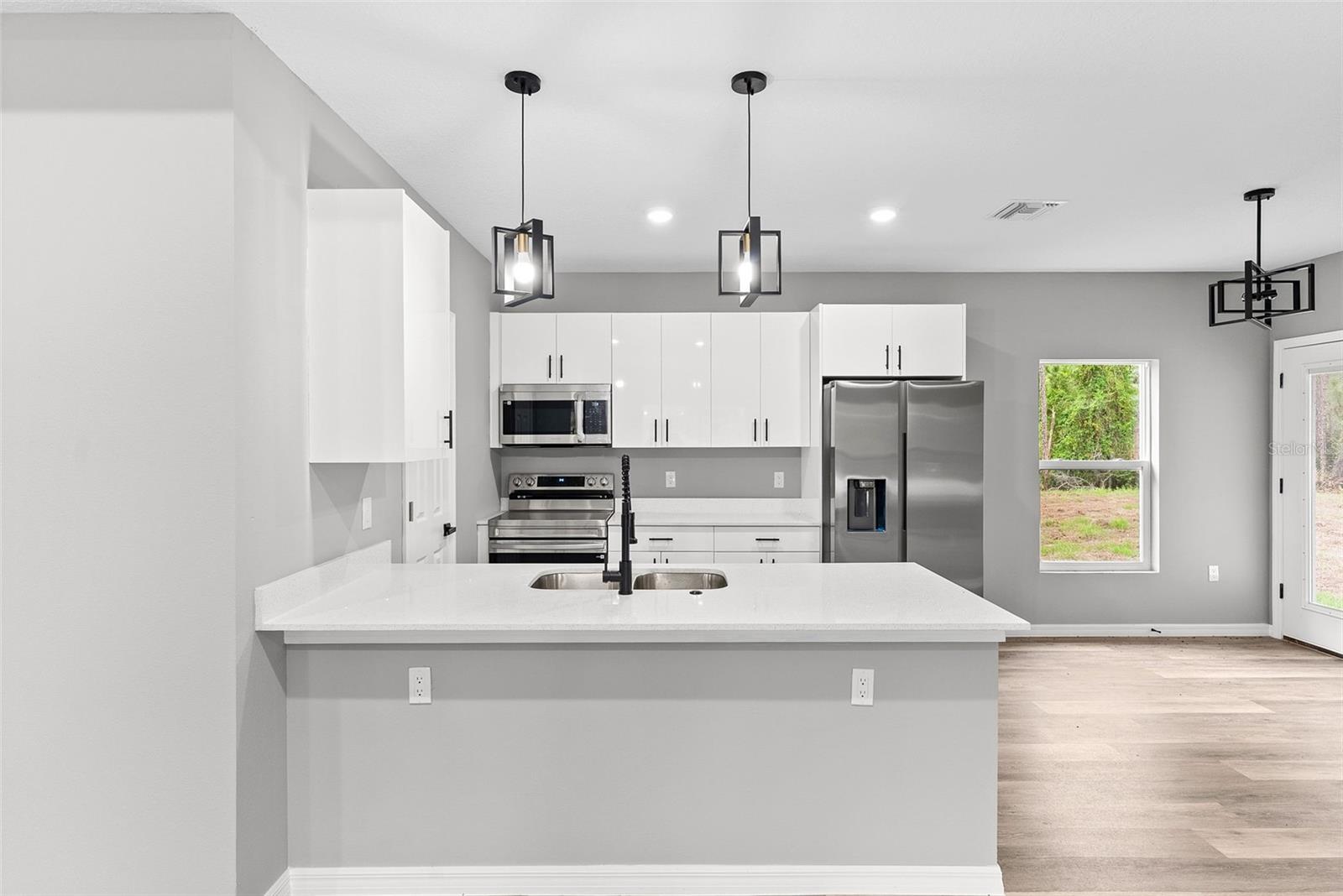 108 Oxbow, Sebring, FL 33876
