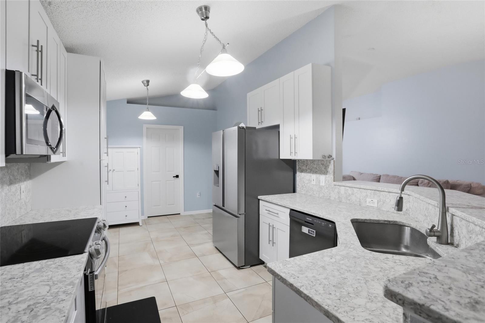 2015 Corner School, Orlando, FL 32820