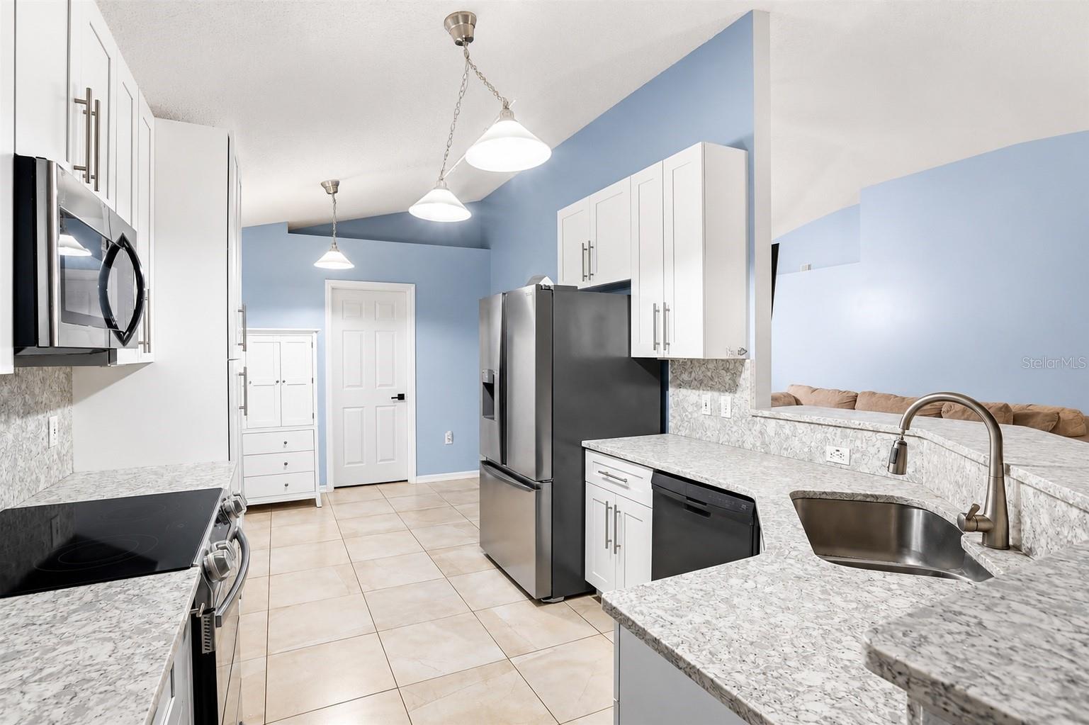 2015 Corner School, Orlando, FL 32820