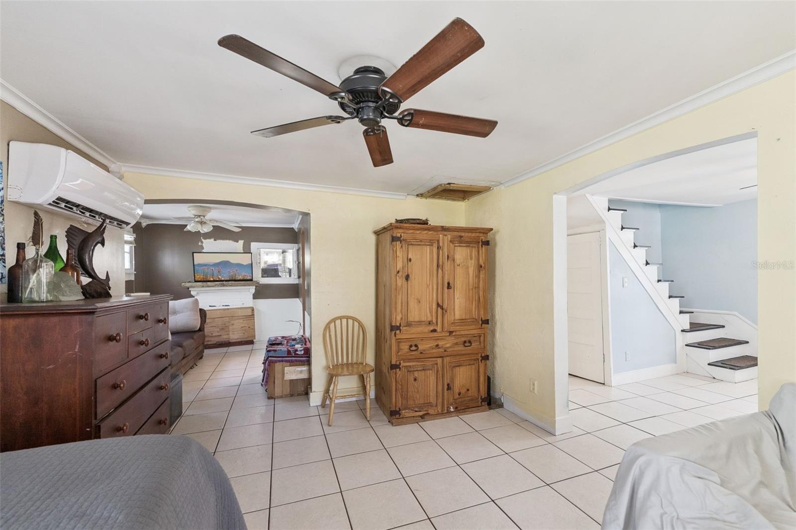 207 Mary, New Smyrna Beach, FL 32168