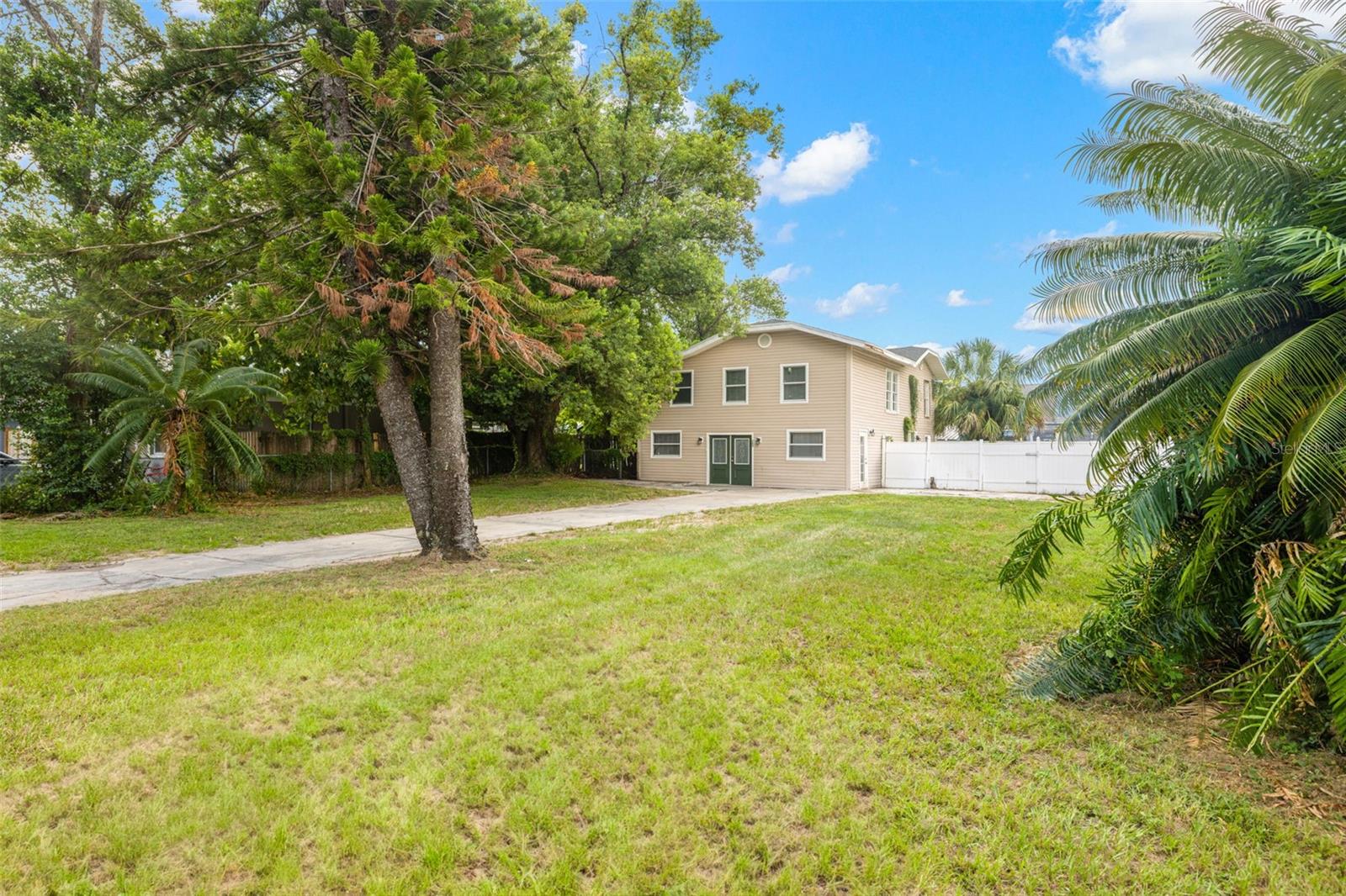 305 Hanna, Tampa, FL 33604