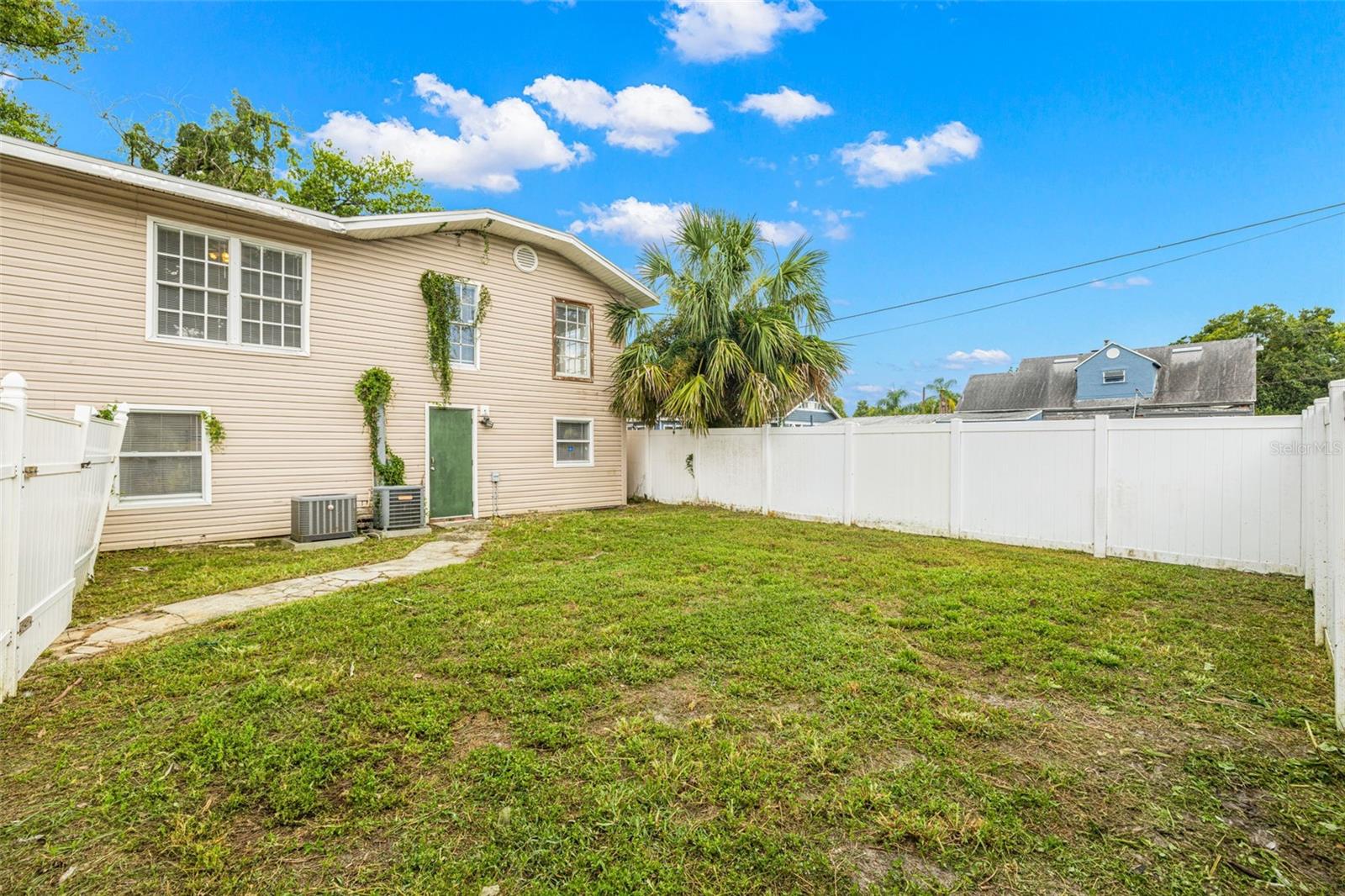 305 Hanna, Tampa, FL 33604