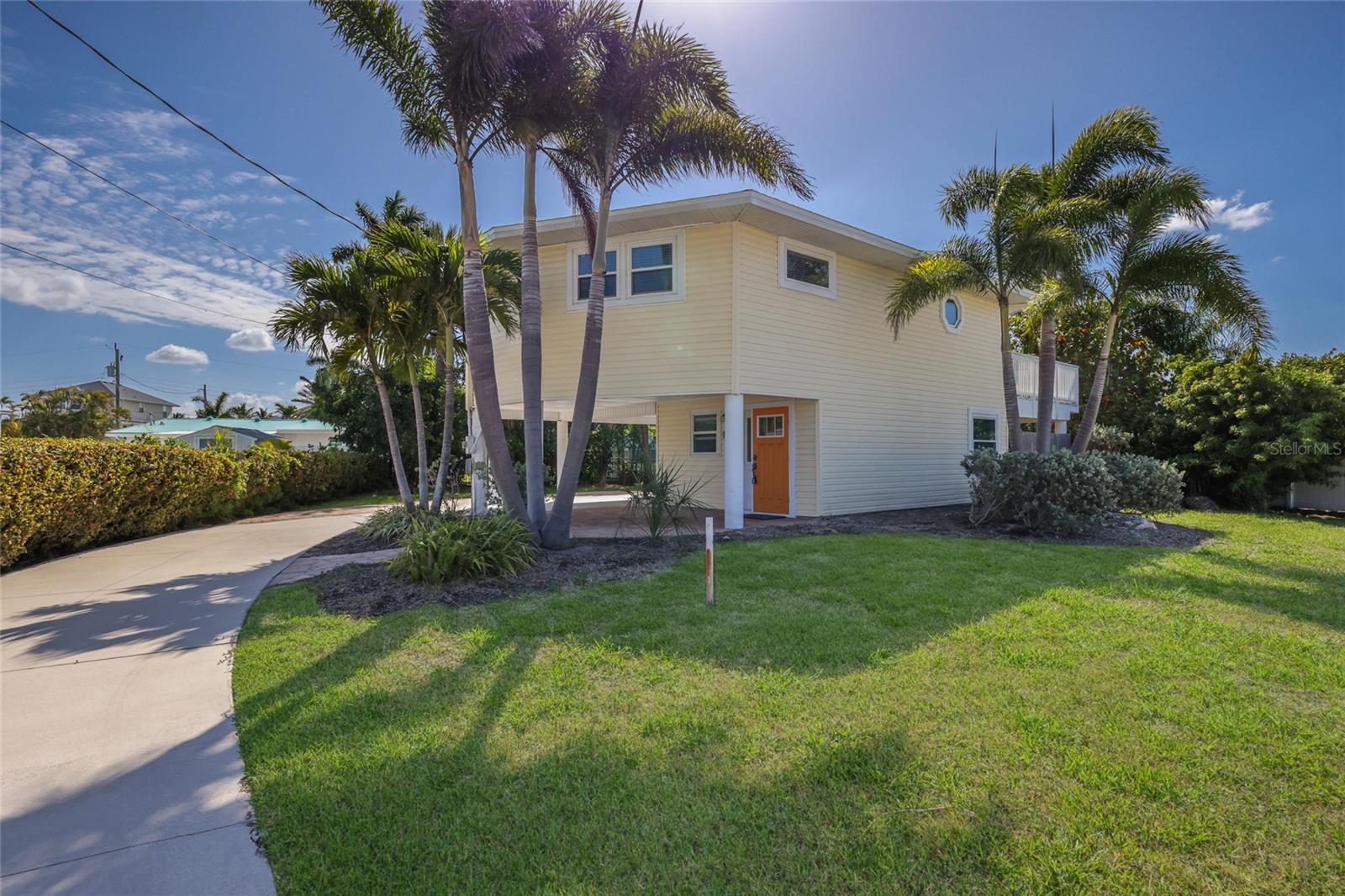 221 85th, Holmes Beach, FL 34217