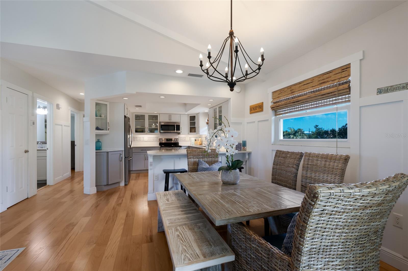 221 85th, Holmes Beach, FL 34217