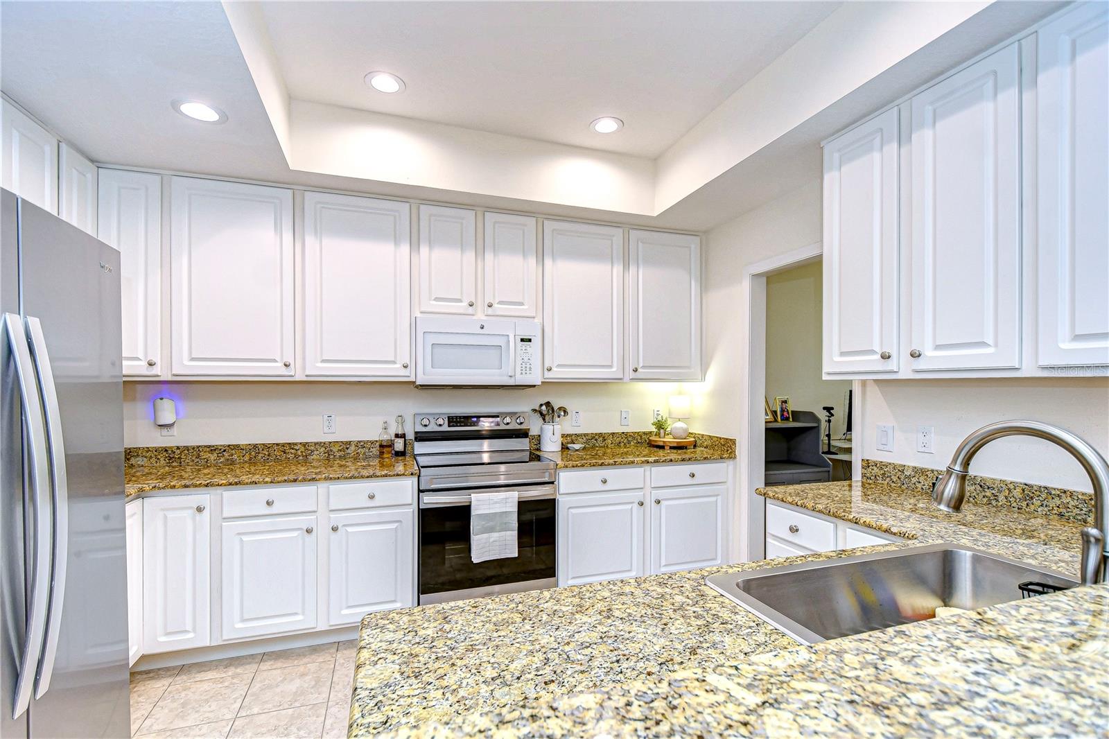 208 Elm View, Brandon, FL 33511