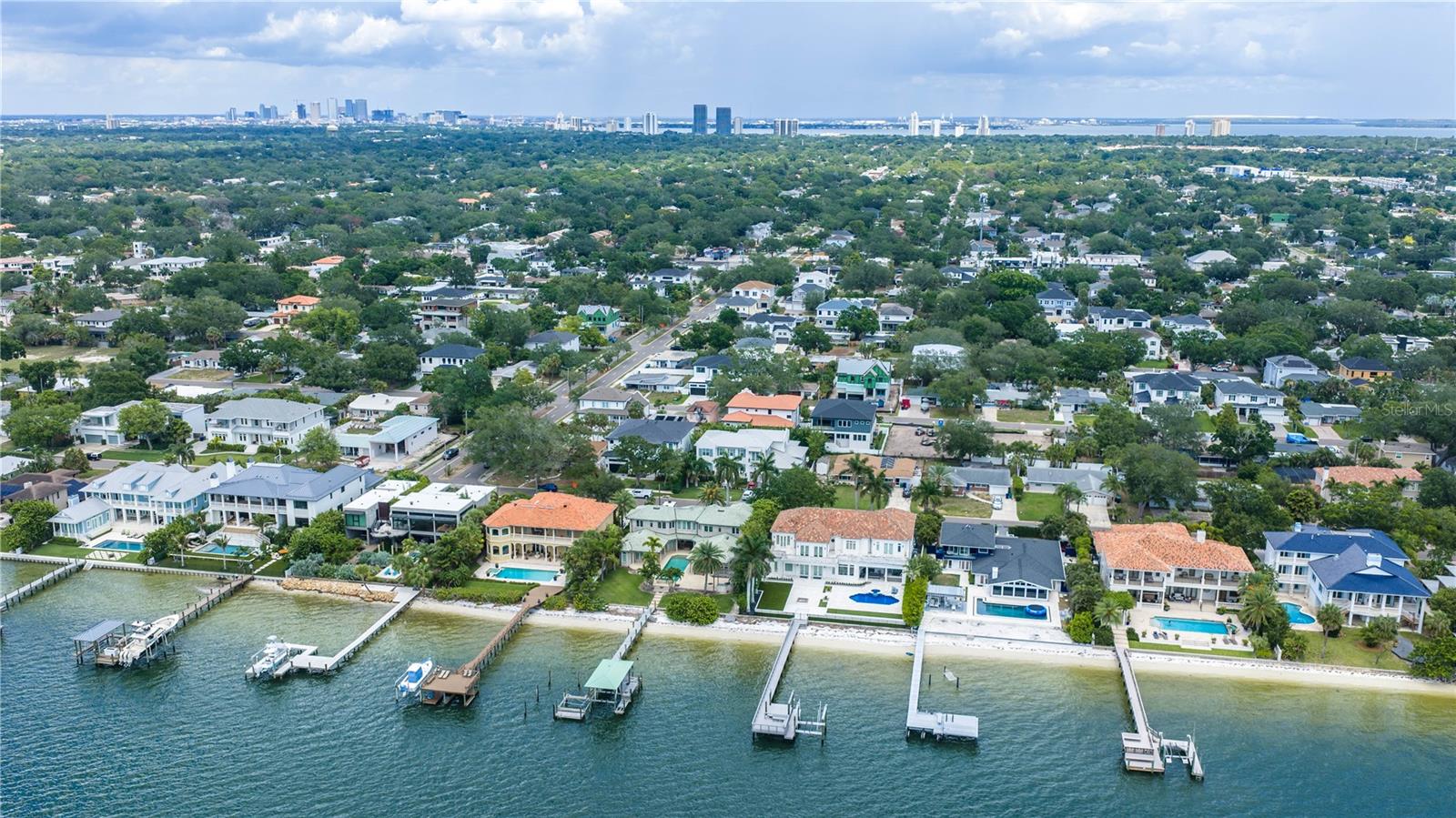 3606 Belcher, Tampa, FL 33629