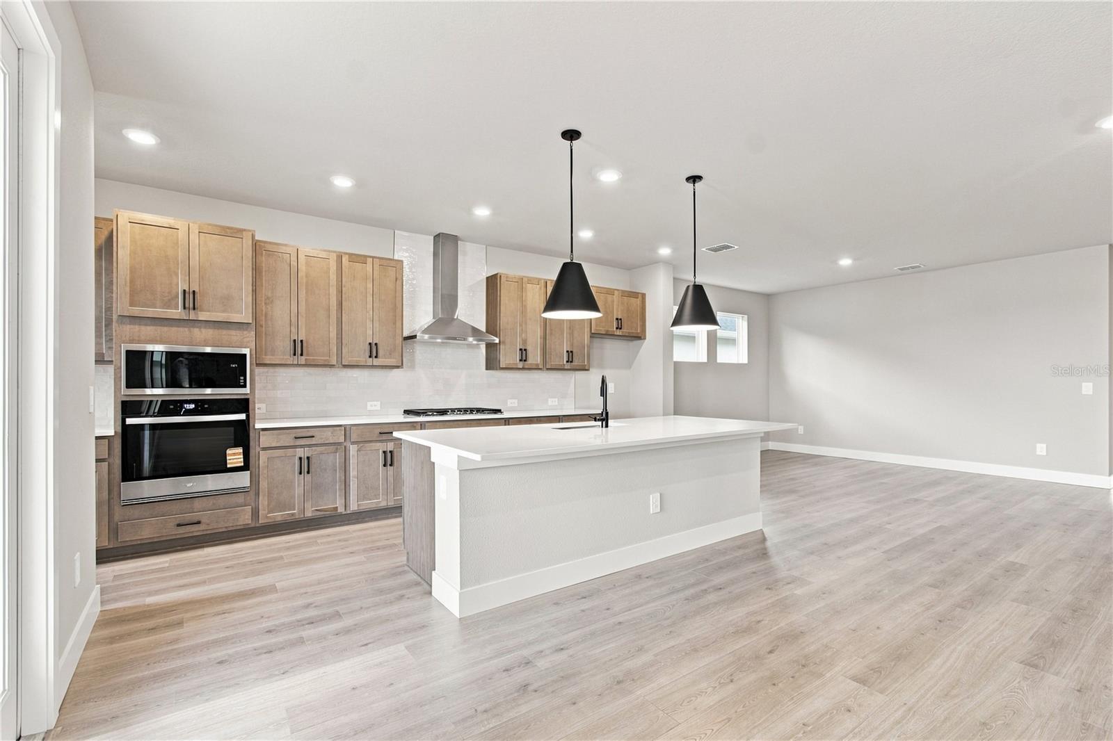 7733 Marina Bay, Palmetto, FL 34221