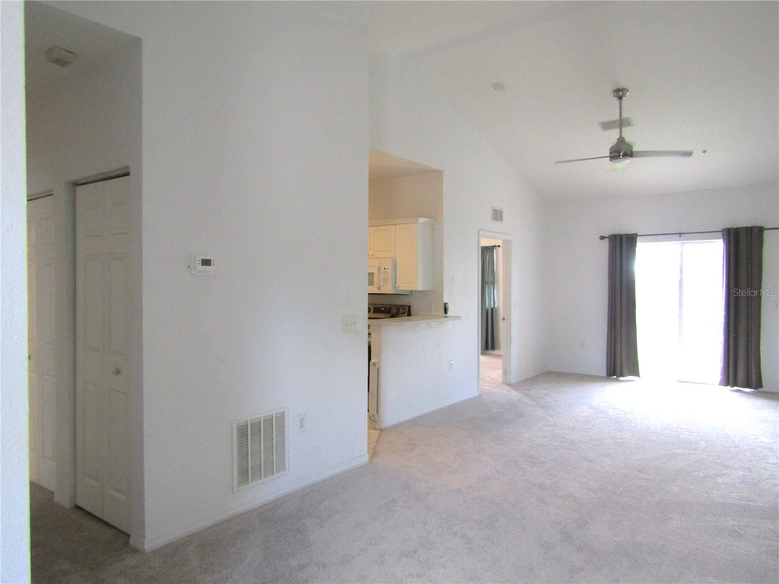 3966 Mediterranea Unit 421, Sarasota, FL 34233