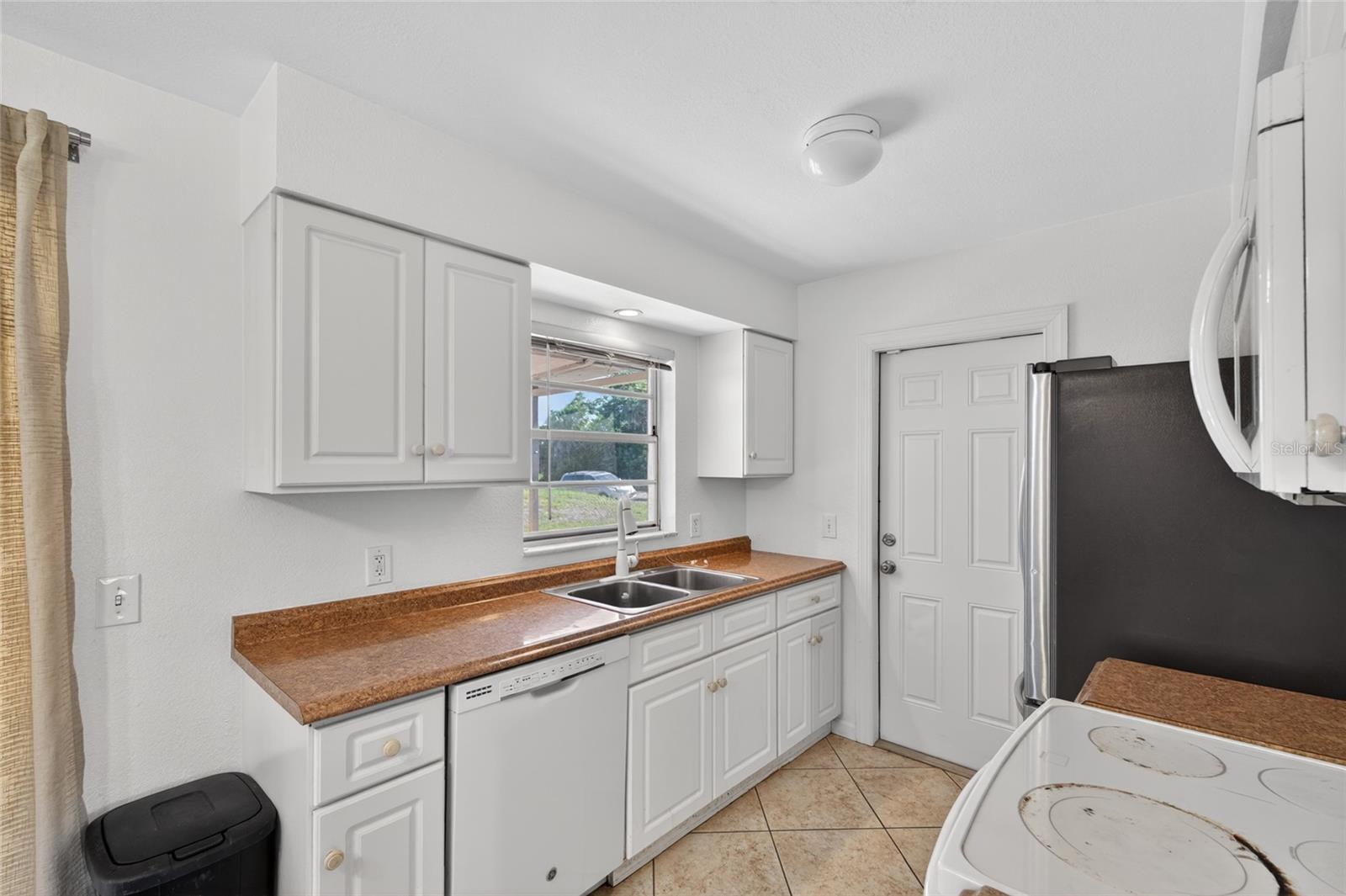 2025 Barksdale, Port Charlotte, FL 33948