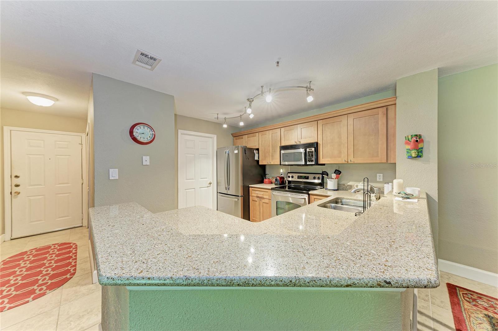 4040 Crockers Lake Unit 12, Sarasota, FL 34238
