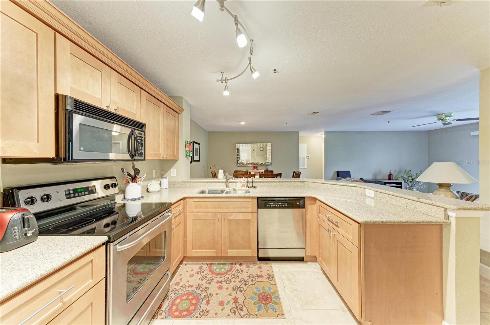 4040 Crockers Lake Unit 12, Sarasota, FL 34238