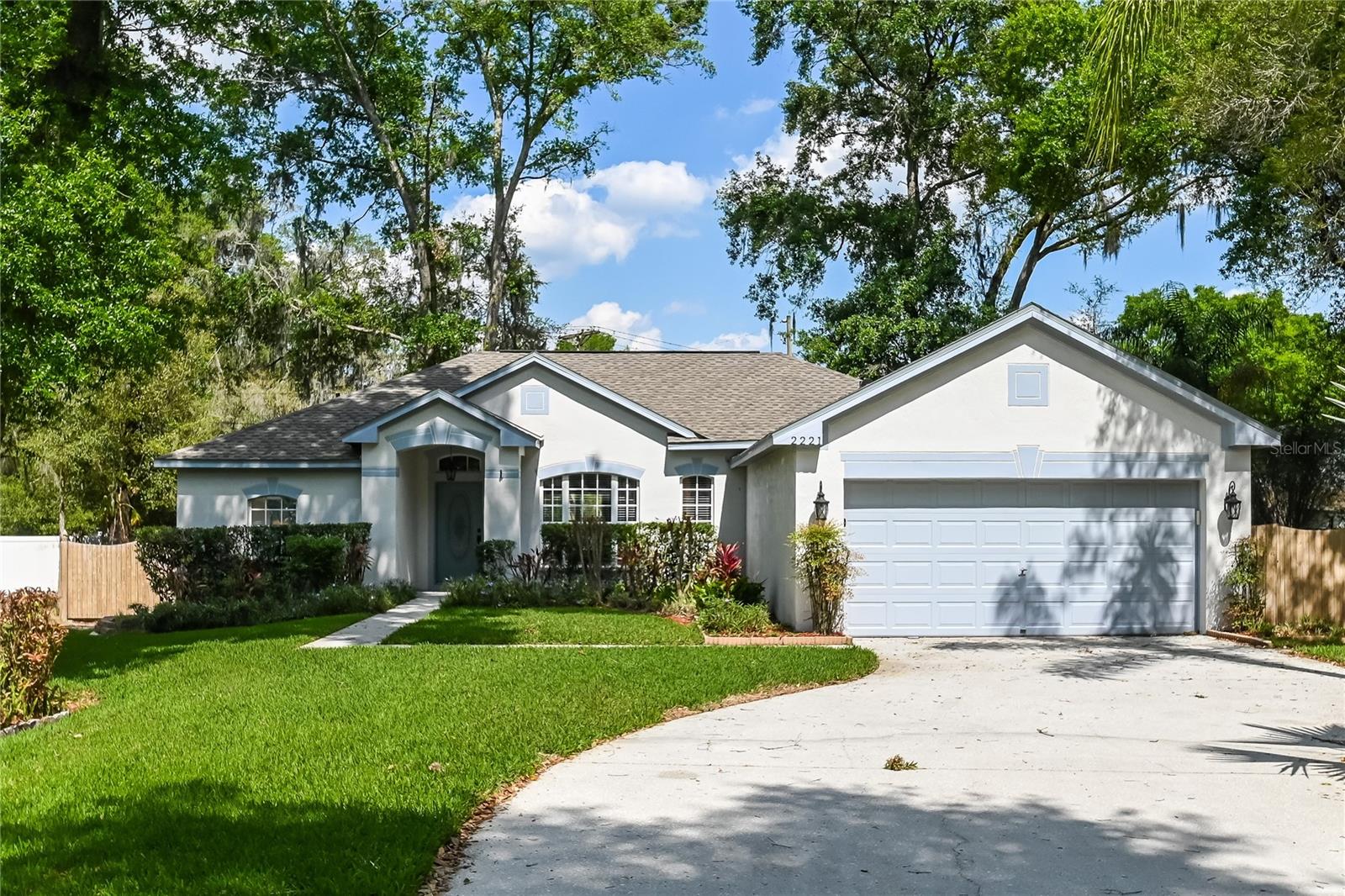 2221 Mountain Meadow, Valrico, FL 33594