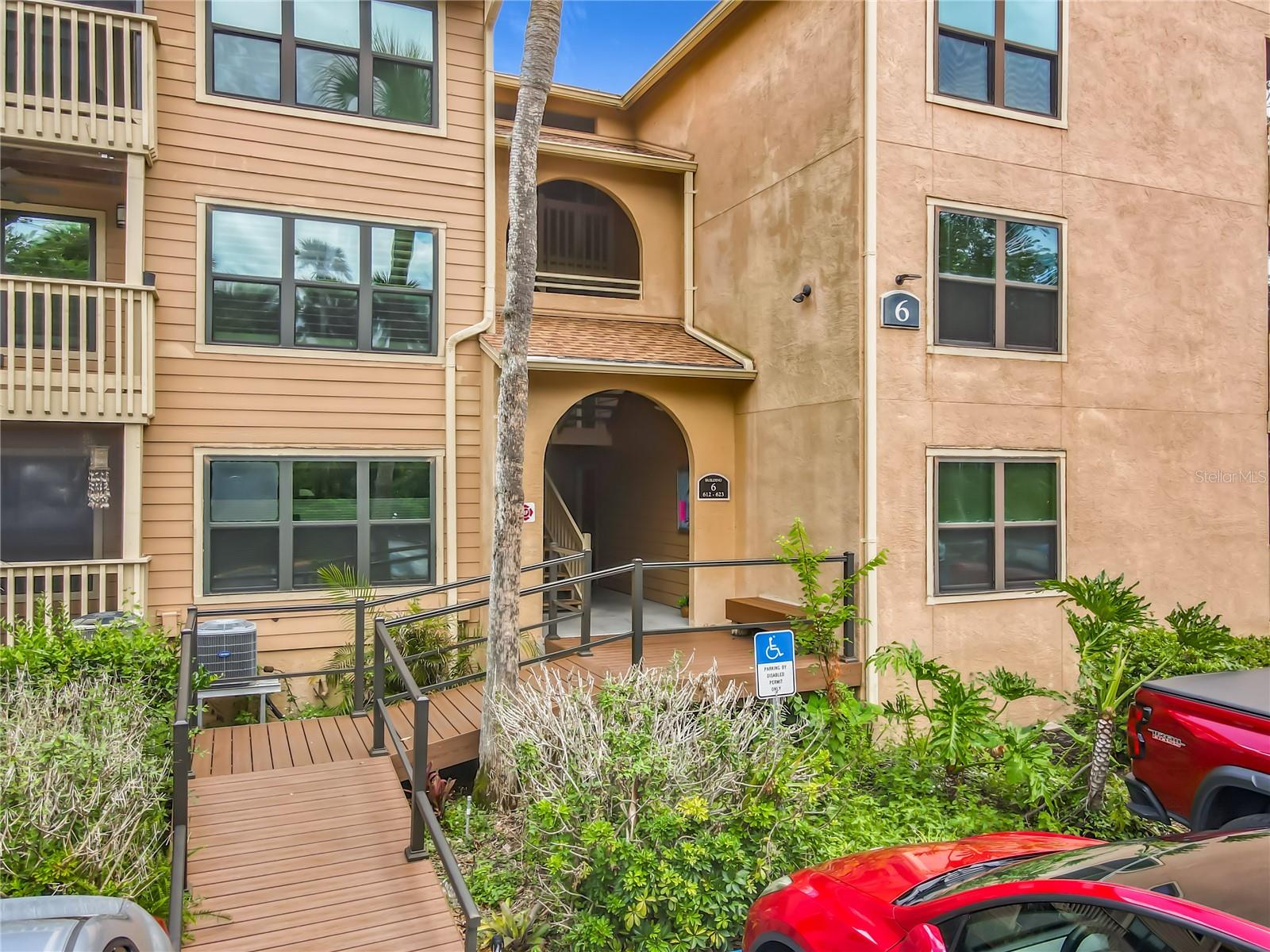 1401 Palmetto Unit 616, Daytona Beach, FL 32114