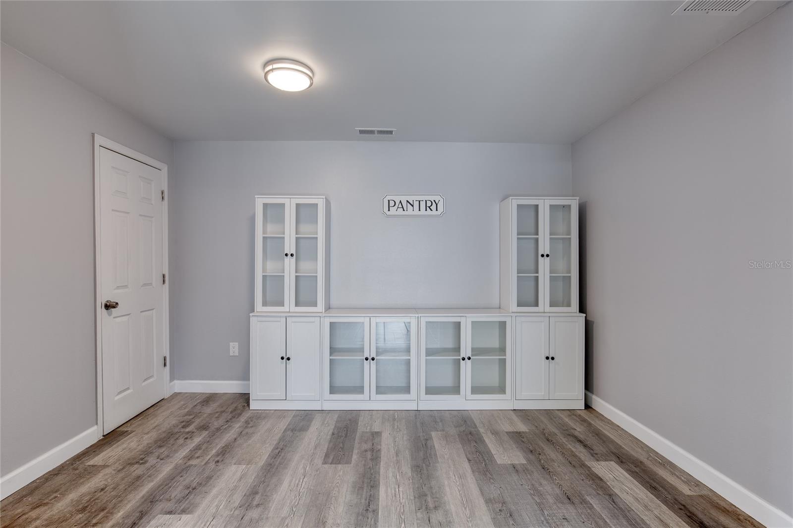 732 Avondale, Daytona Beach, FL 32117