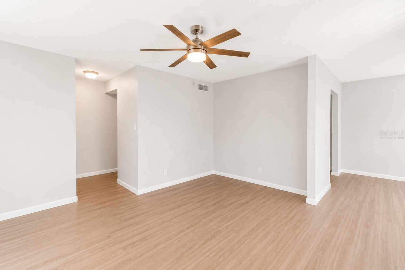 4160 35th Unit I, St Petersburg, FL 33711