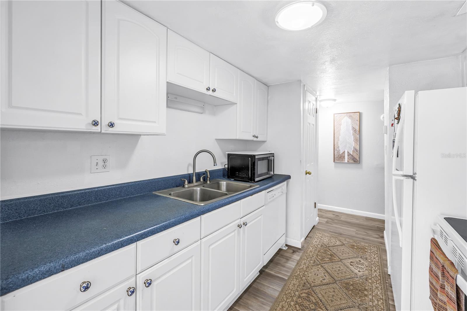 4160 35th Unit I, St Petersburg, FL 33711