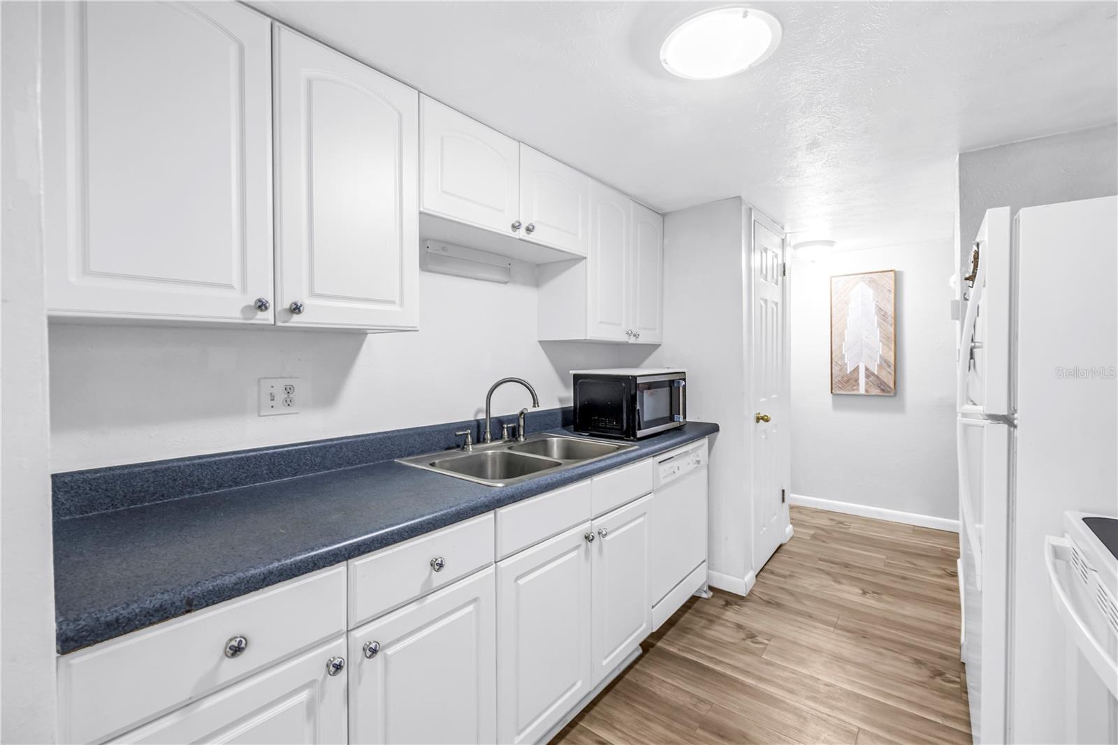 4160 35th Unit I, St Petersburg, FL 33711