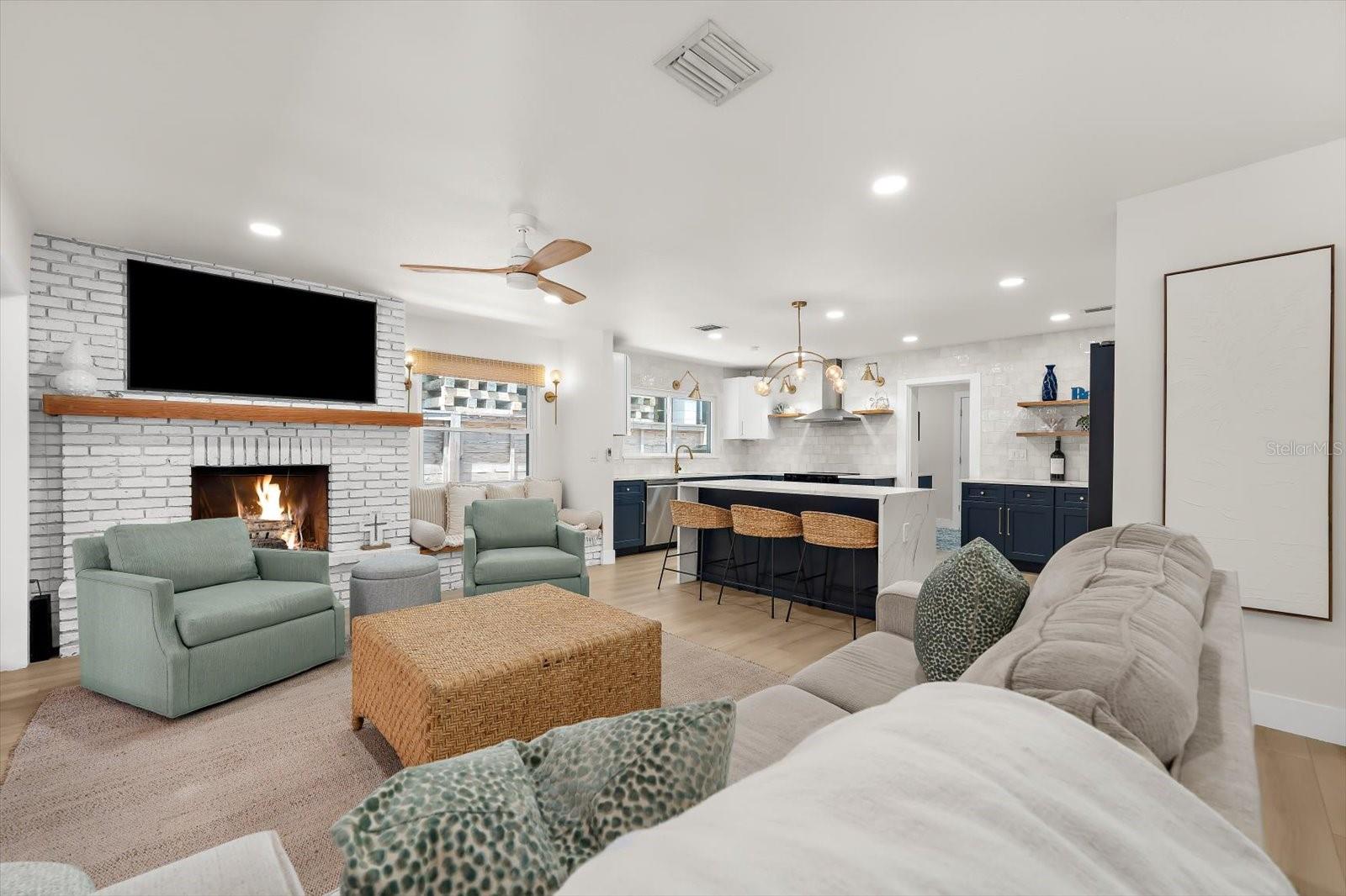 730 Bay Esplanade, Clearwater Beach, FL 33767