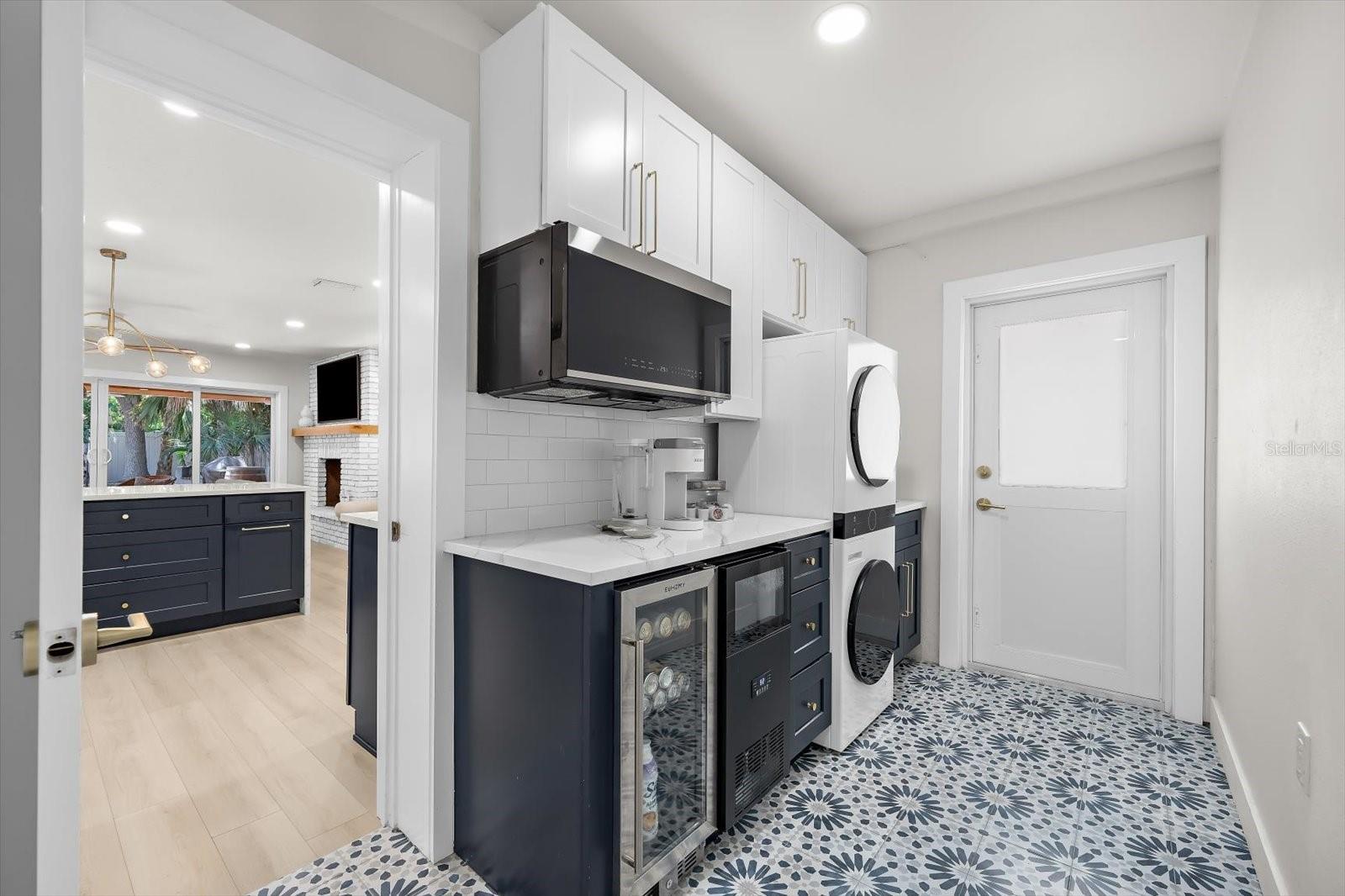730 Bay Esplanade, Clearwater Beach, FL 33767