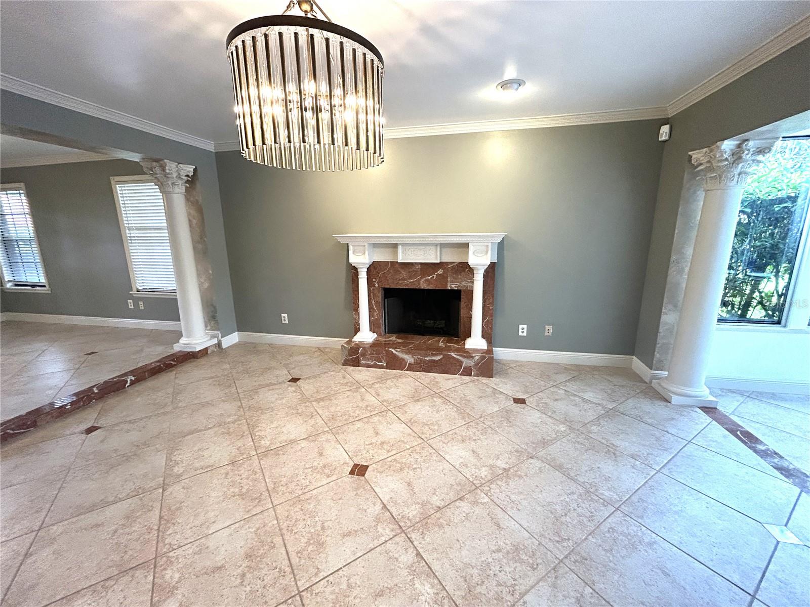 4498 Real, Orlando, FL 32808