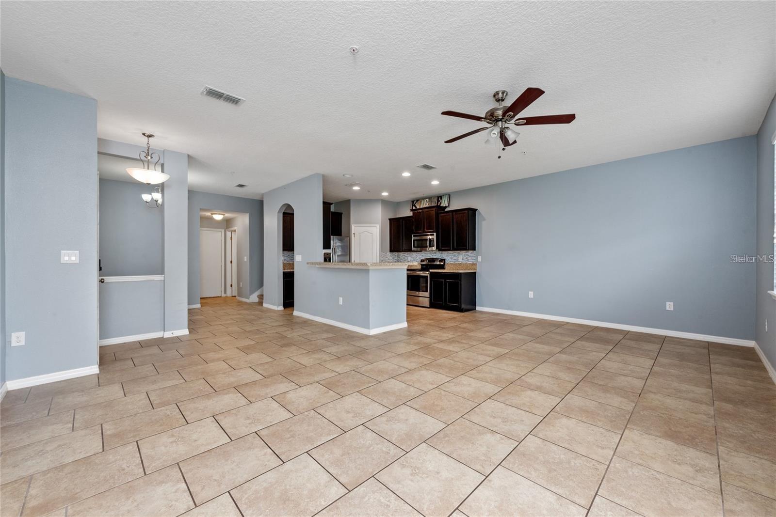 6538 Goldenrod Unit 68c, Orlando, FL 32822
