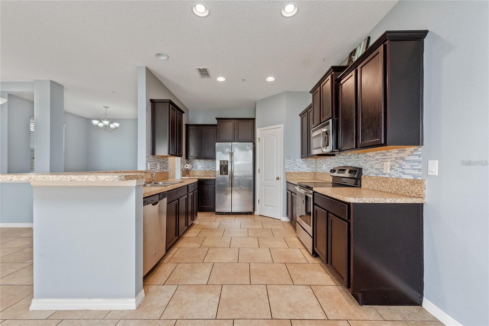 6538 Goldenrod Unit 68c, Orlando, FL 32822