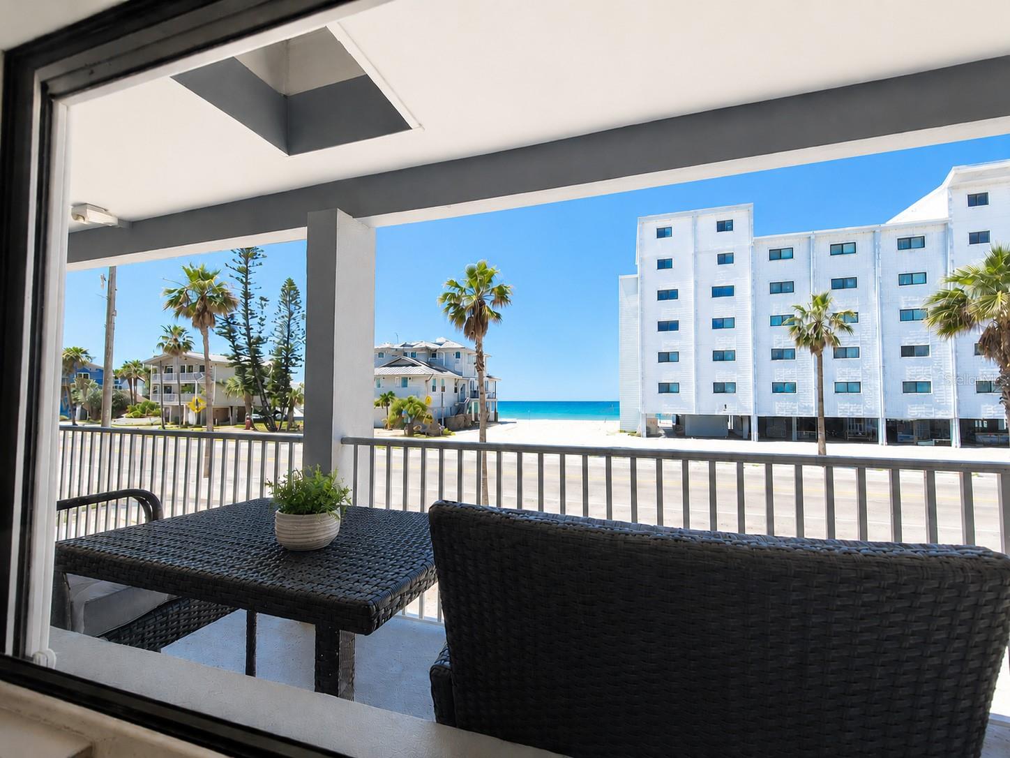 8465 Gulf Unit 52, Treasure Island, FL 33706