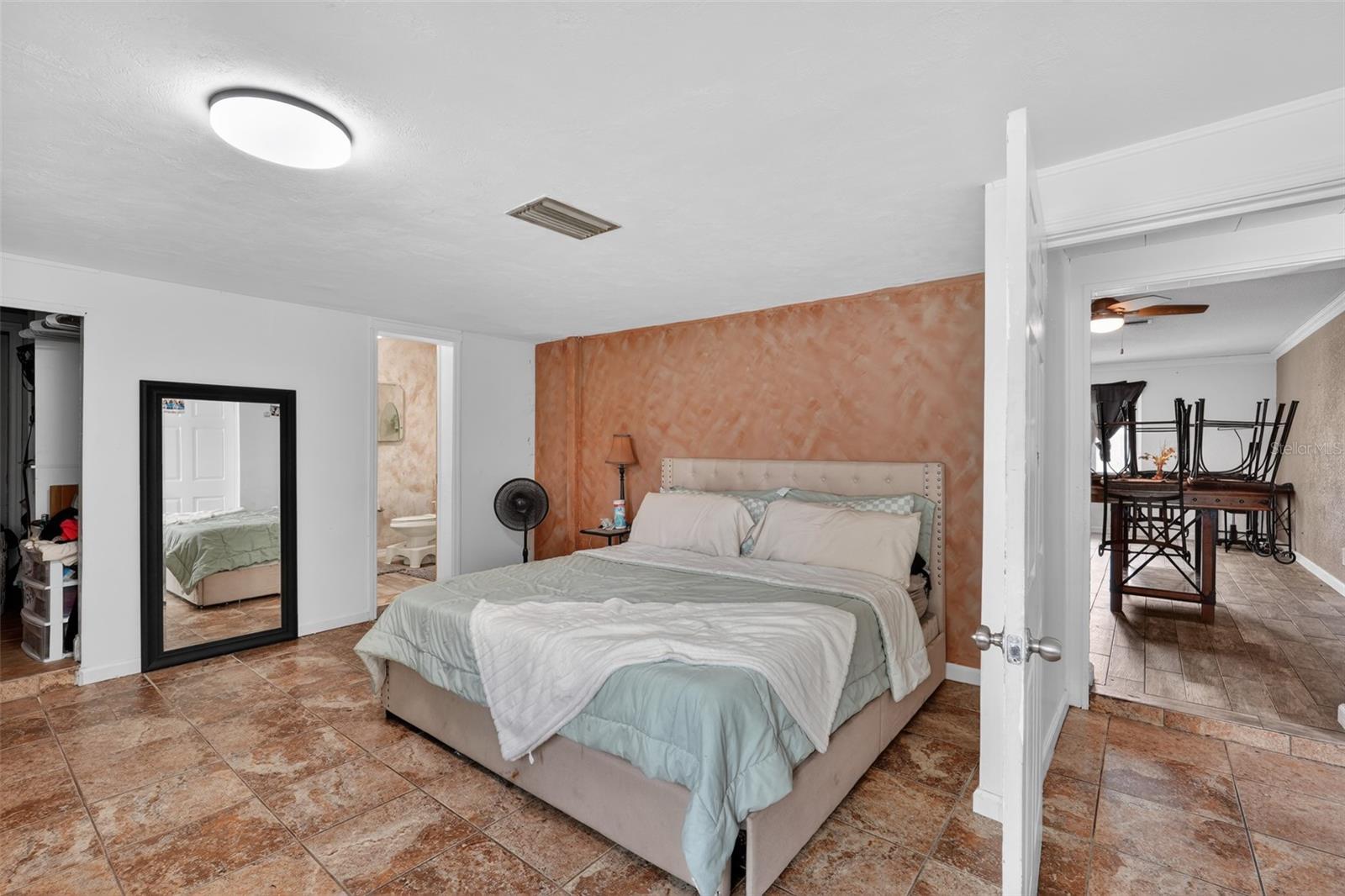2354 Green, South Daytona, FL 32119
