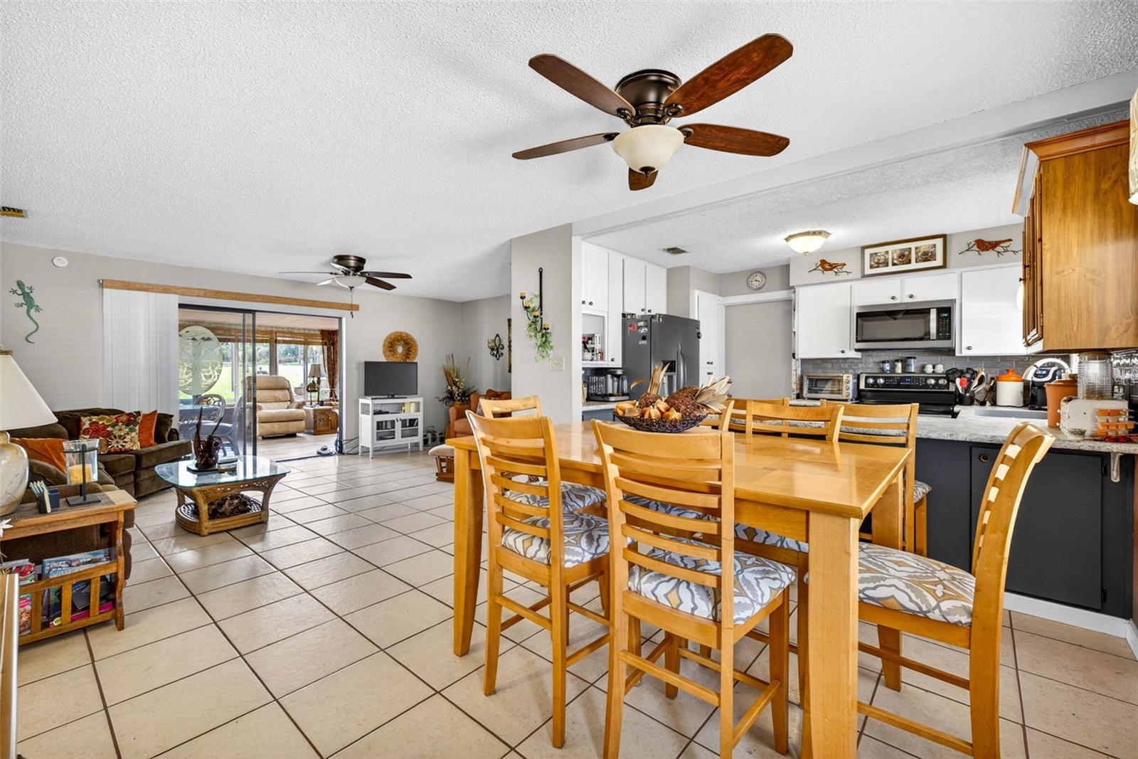 8429 Jacqueline, Zephyrhills, FL 33541
