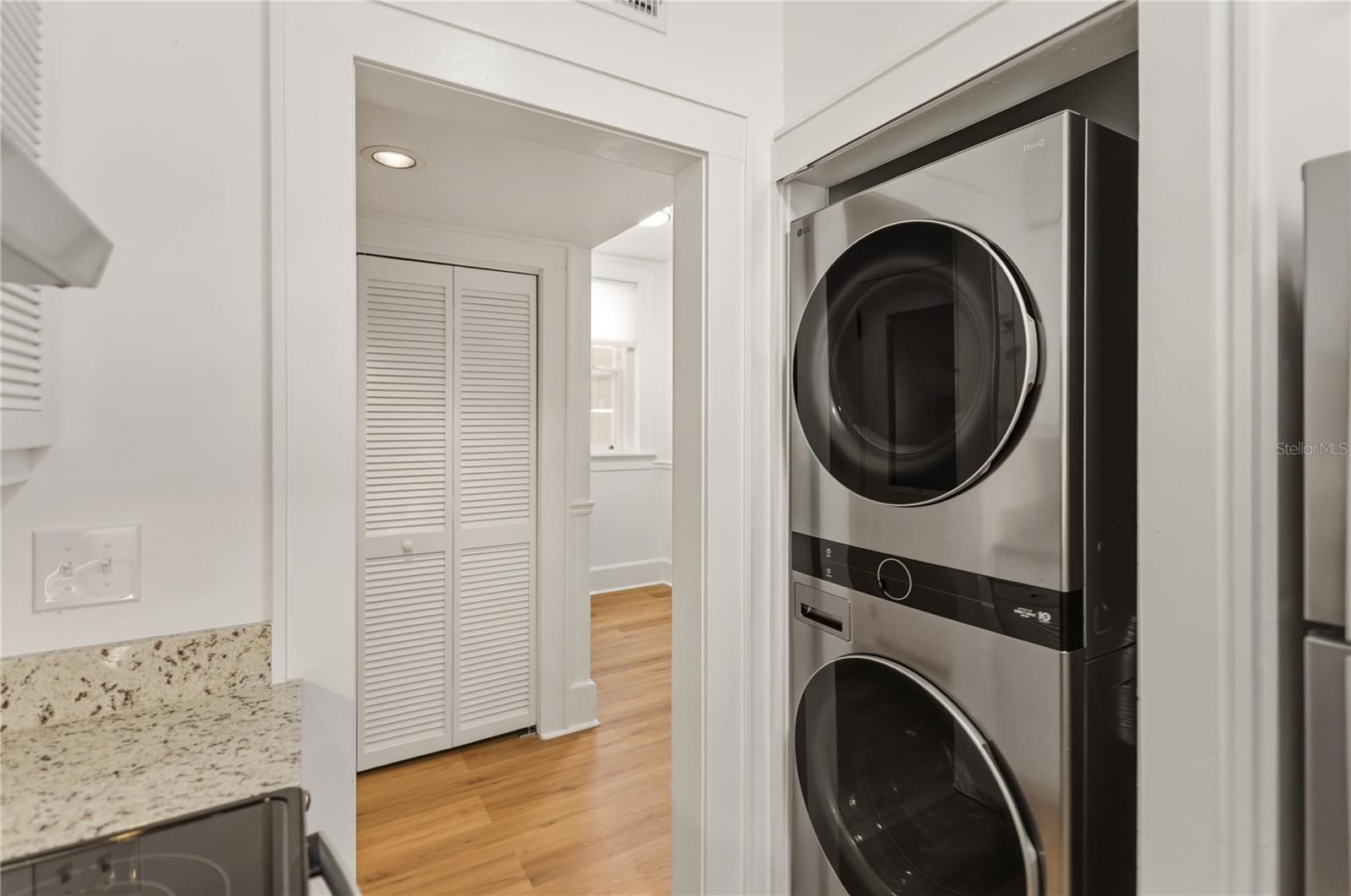 1221 Palm Unit 202, Sarasota, FL 34236