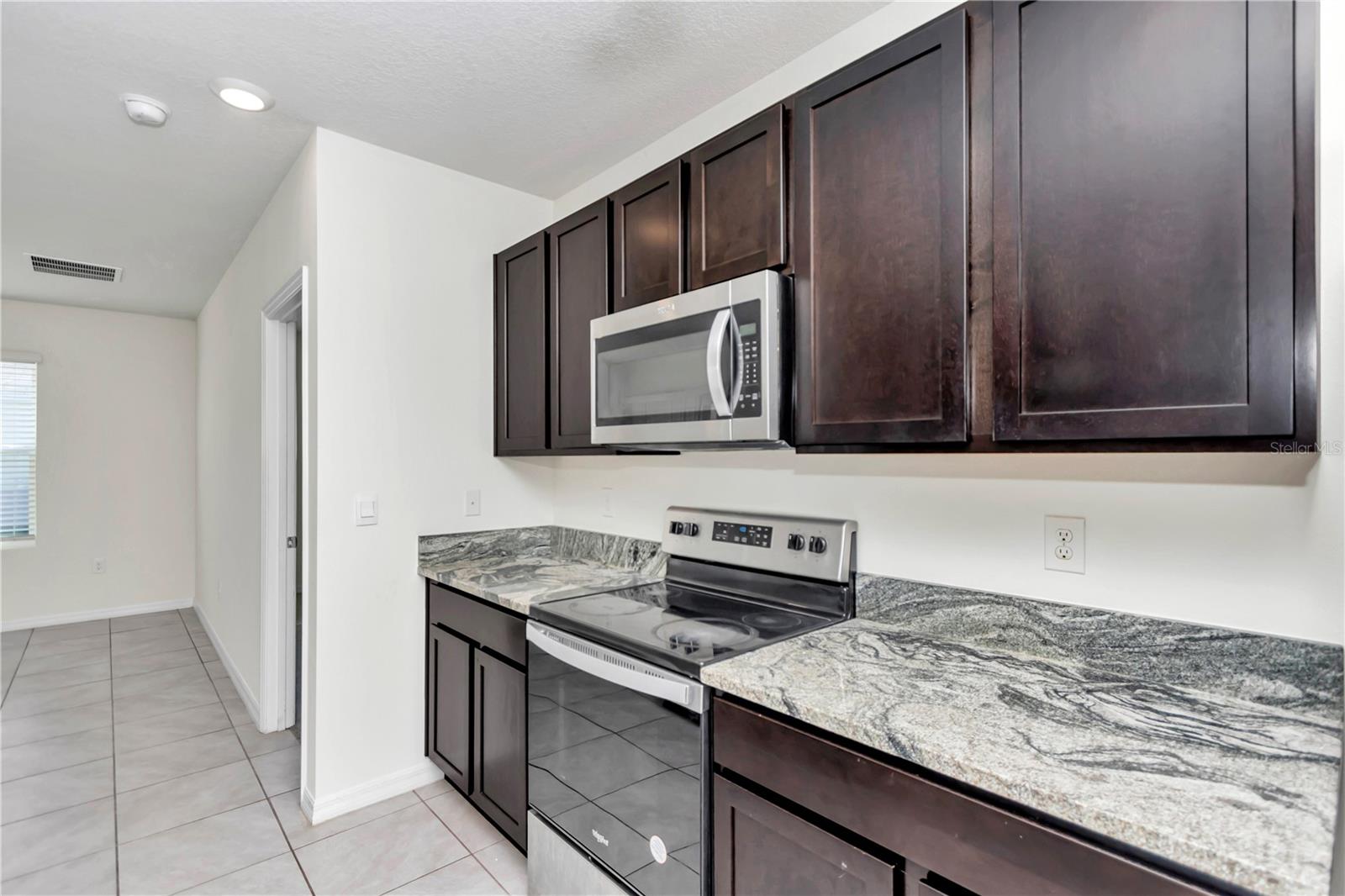 27 Hickory Course, Ocala, FL 34472