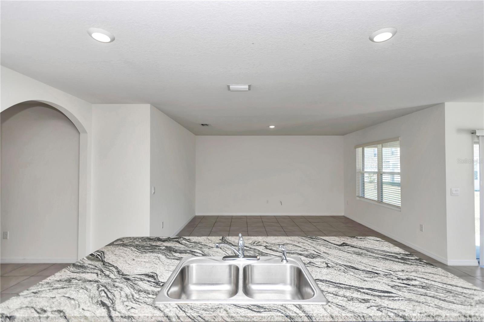 27 Hickory Course, Ocala, FL 34472