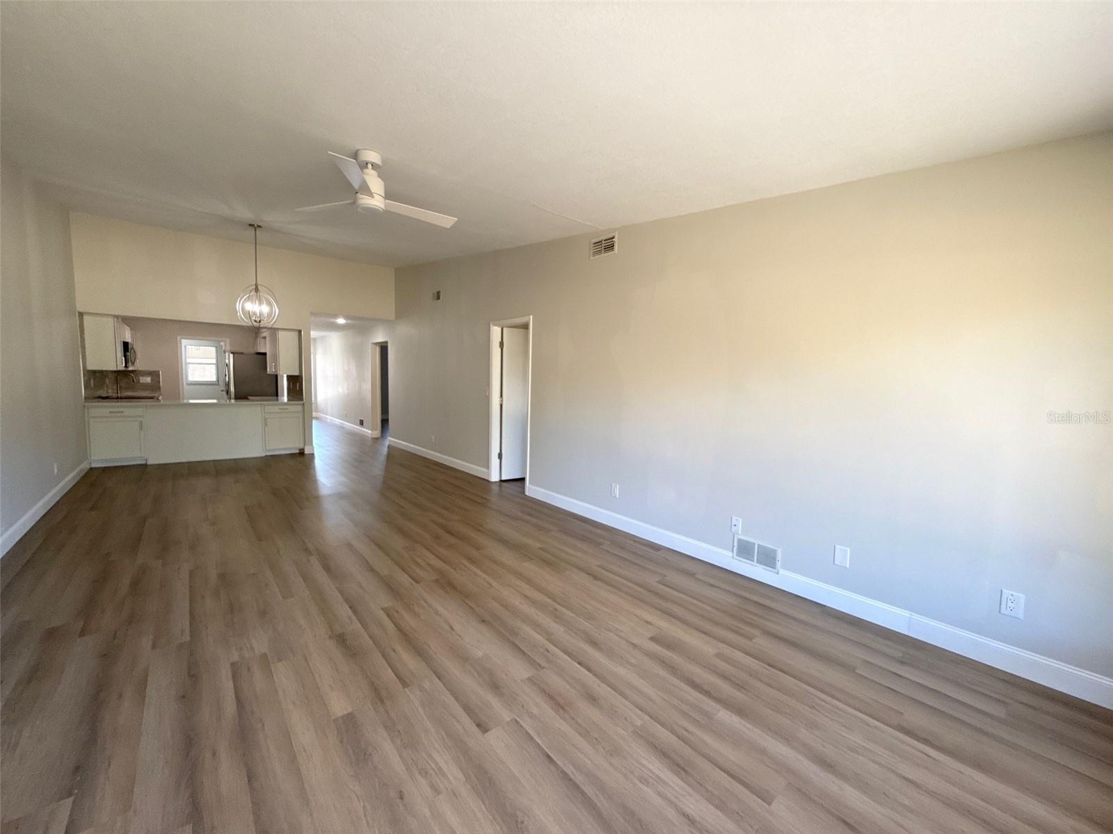 3505 Tarpon Woods Unit J408, Palm Harbor, FL 34685