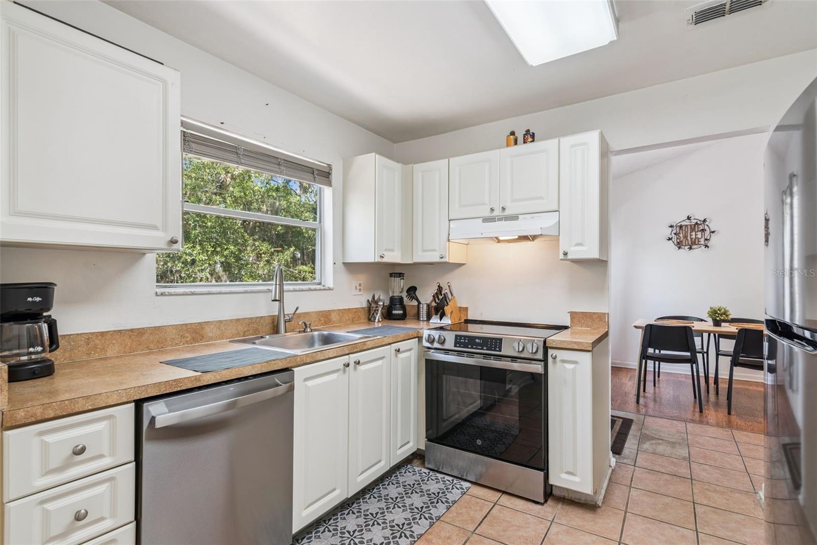 2564 Woodgate Unit 204, Orlando, FL 32822