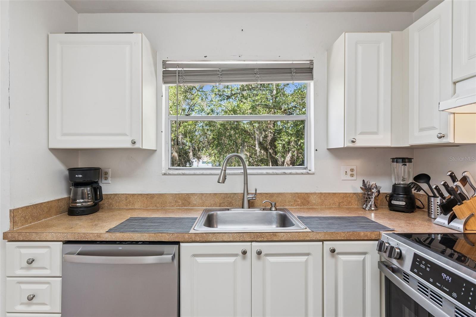 2564 Woodgate Unit 204, Orlando, FL 32822