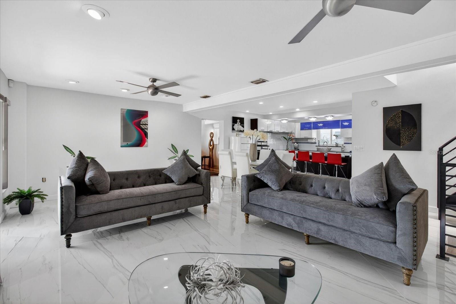240 Windward Unit 1004, Clearwater Beach, FL 33767