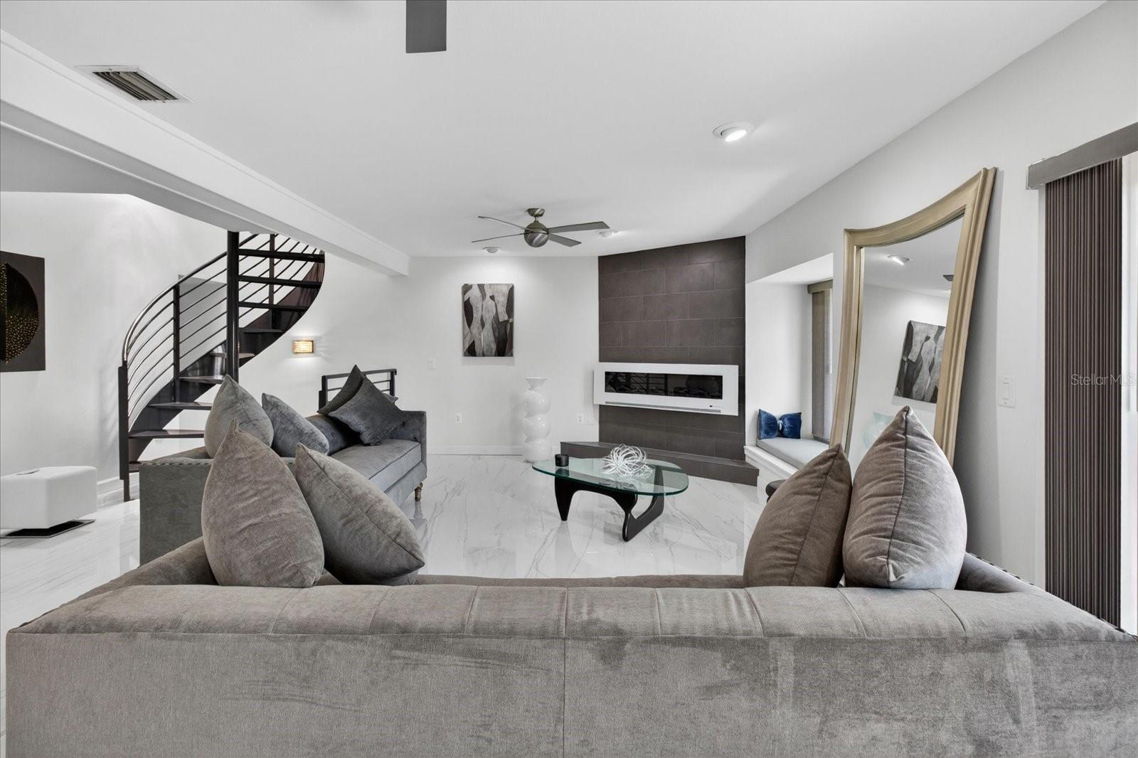 240 Windward Unit 1004, Clearwater Beach, FL 33767