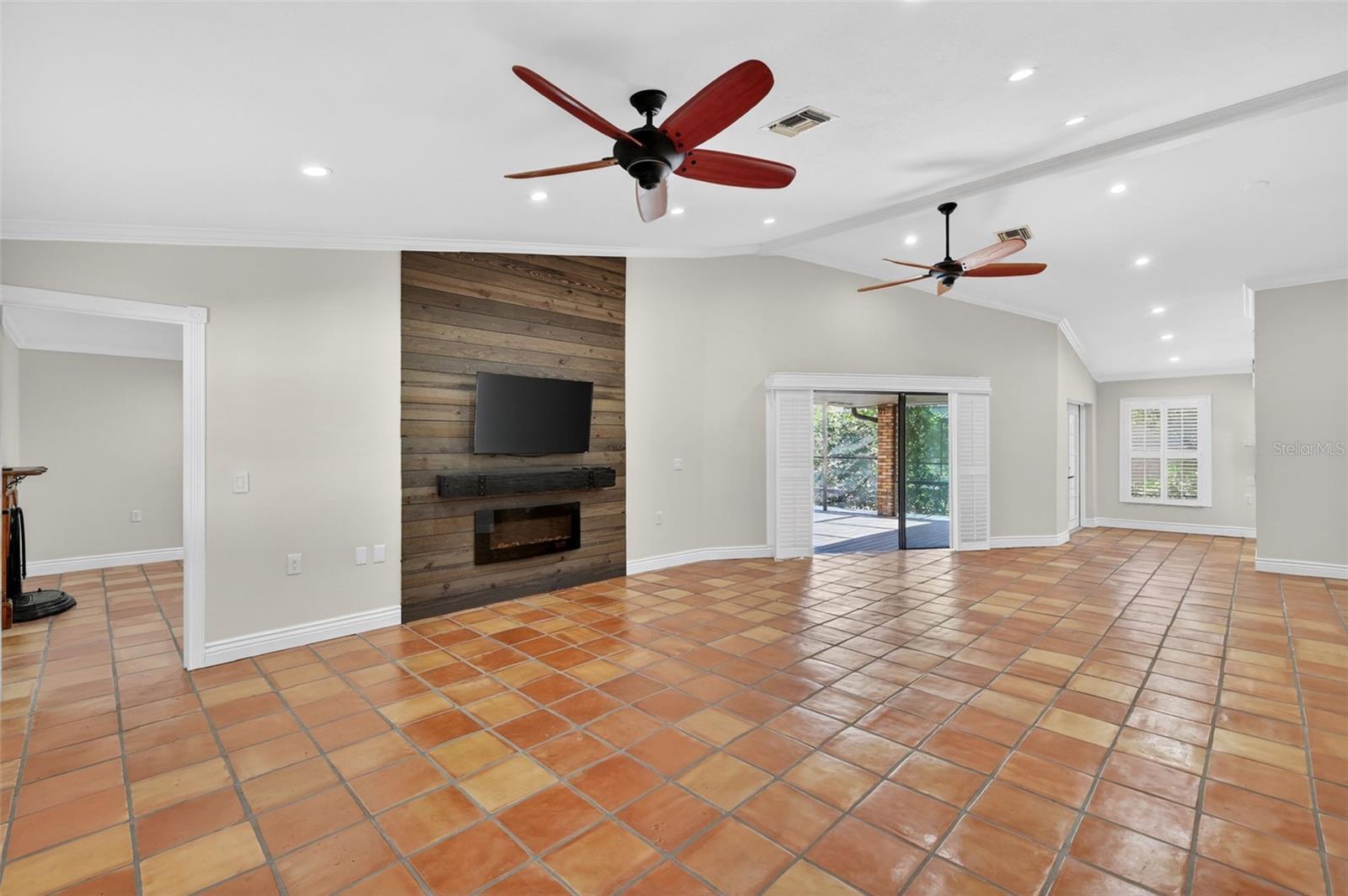 39 Forest, Eustis, FL 32726